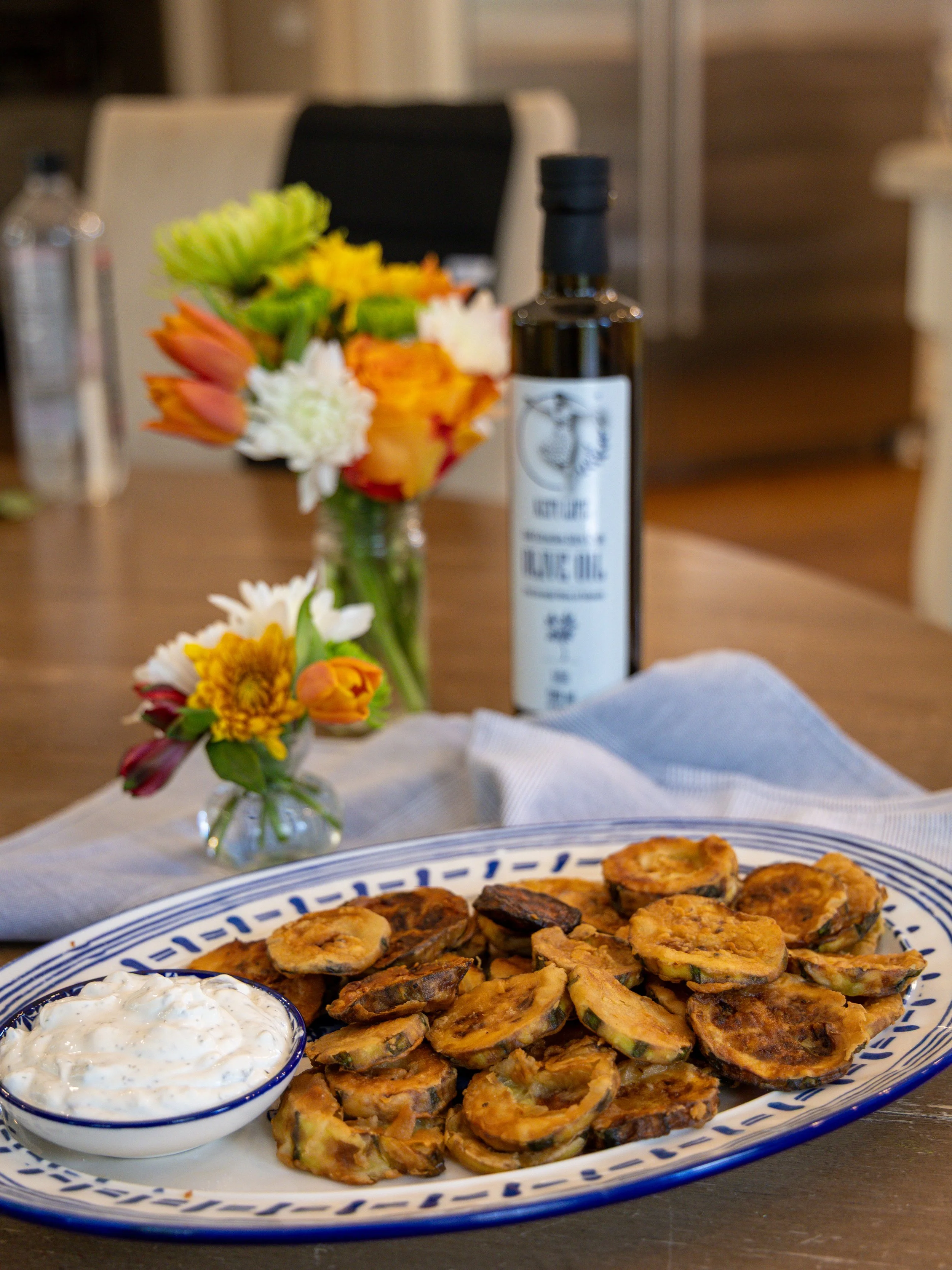 Kolokythakia Tiganita (fried Zucchini Chips)