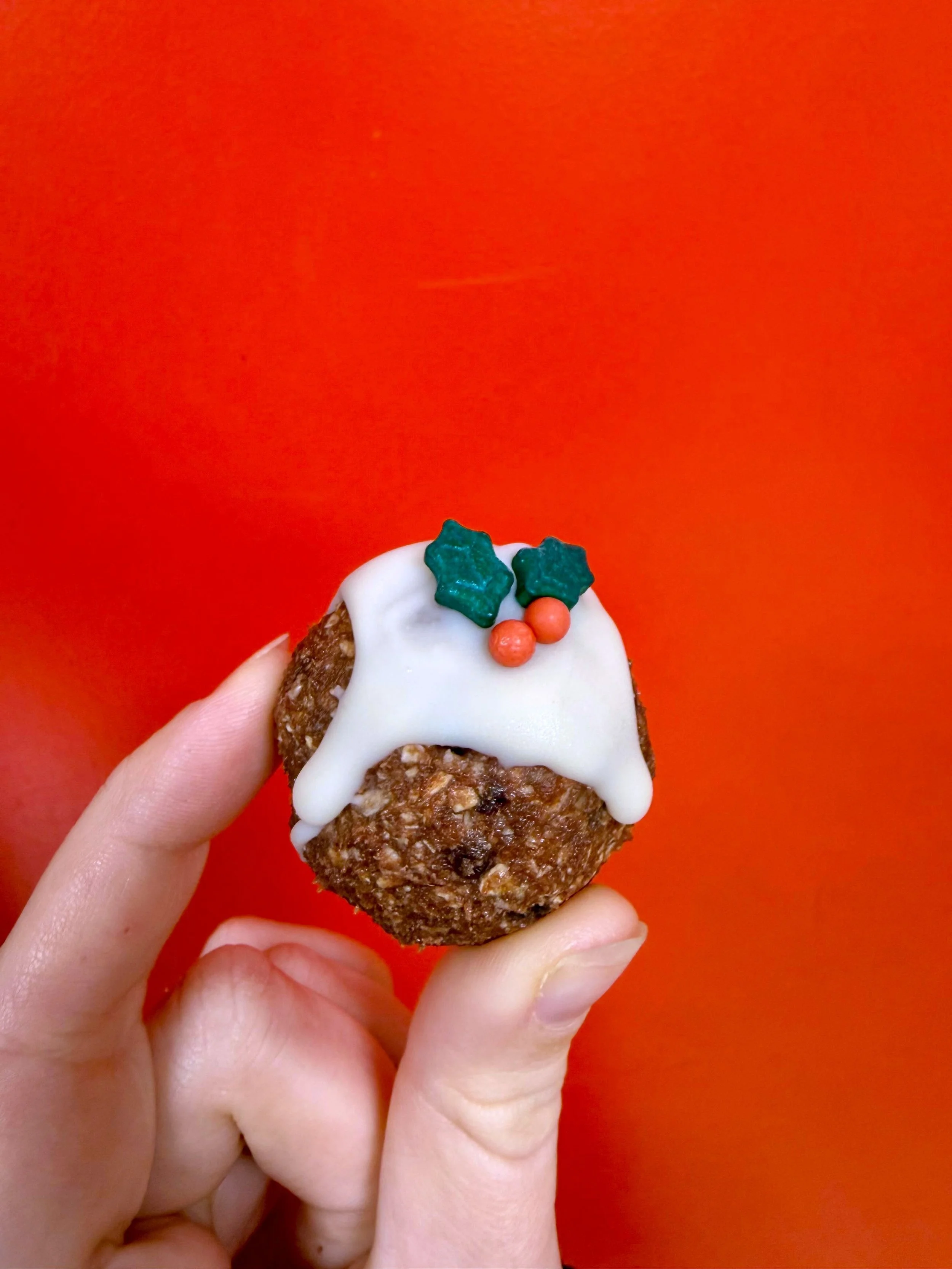 Christmas pudding energy balls recipe