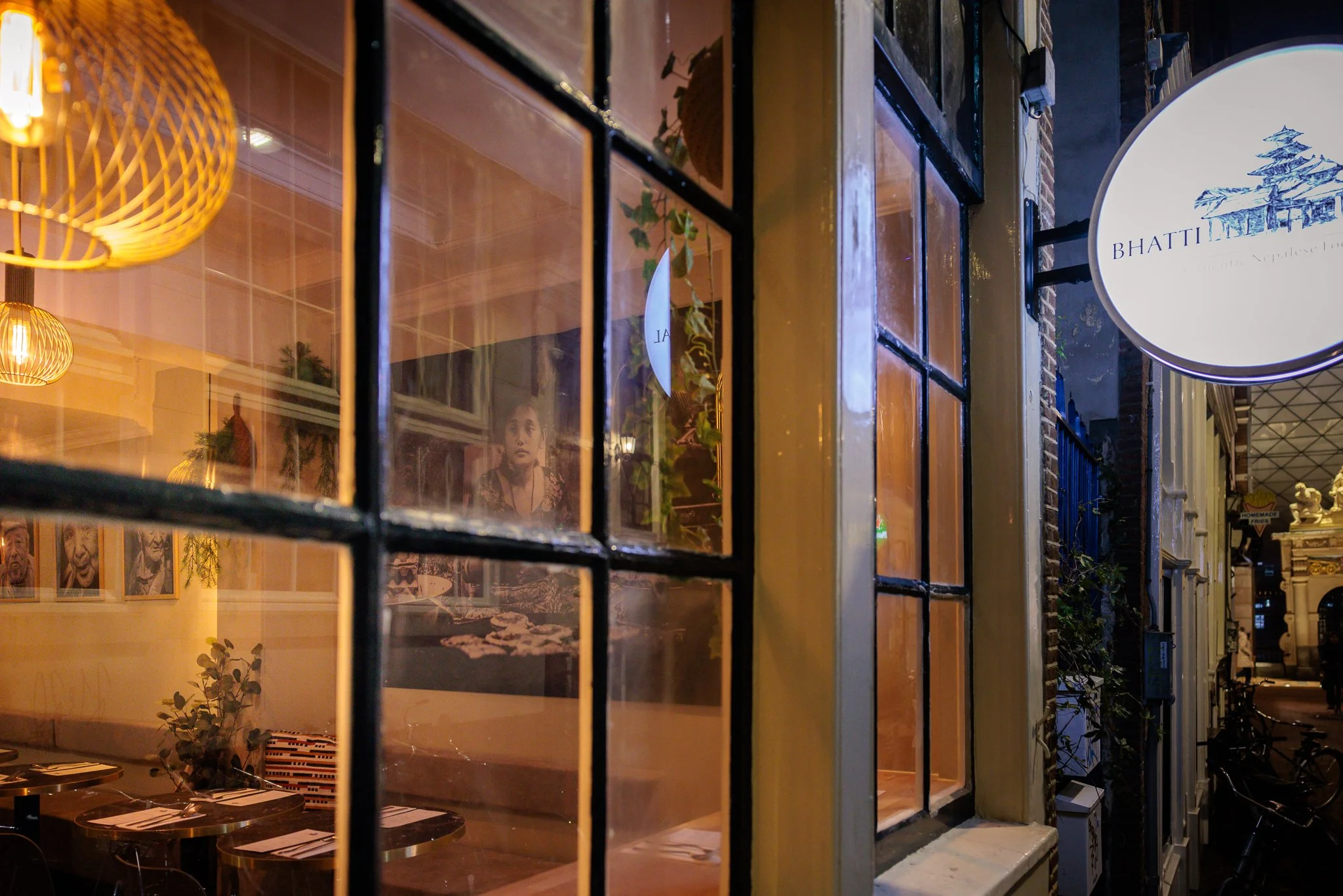 Bhatti Pasal Voetboog Amsterdam-46.jpg