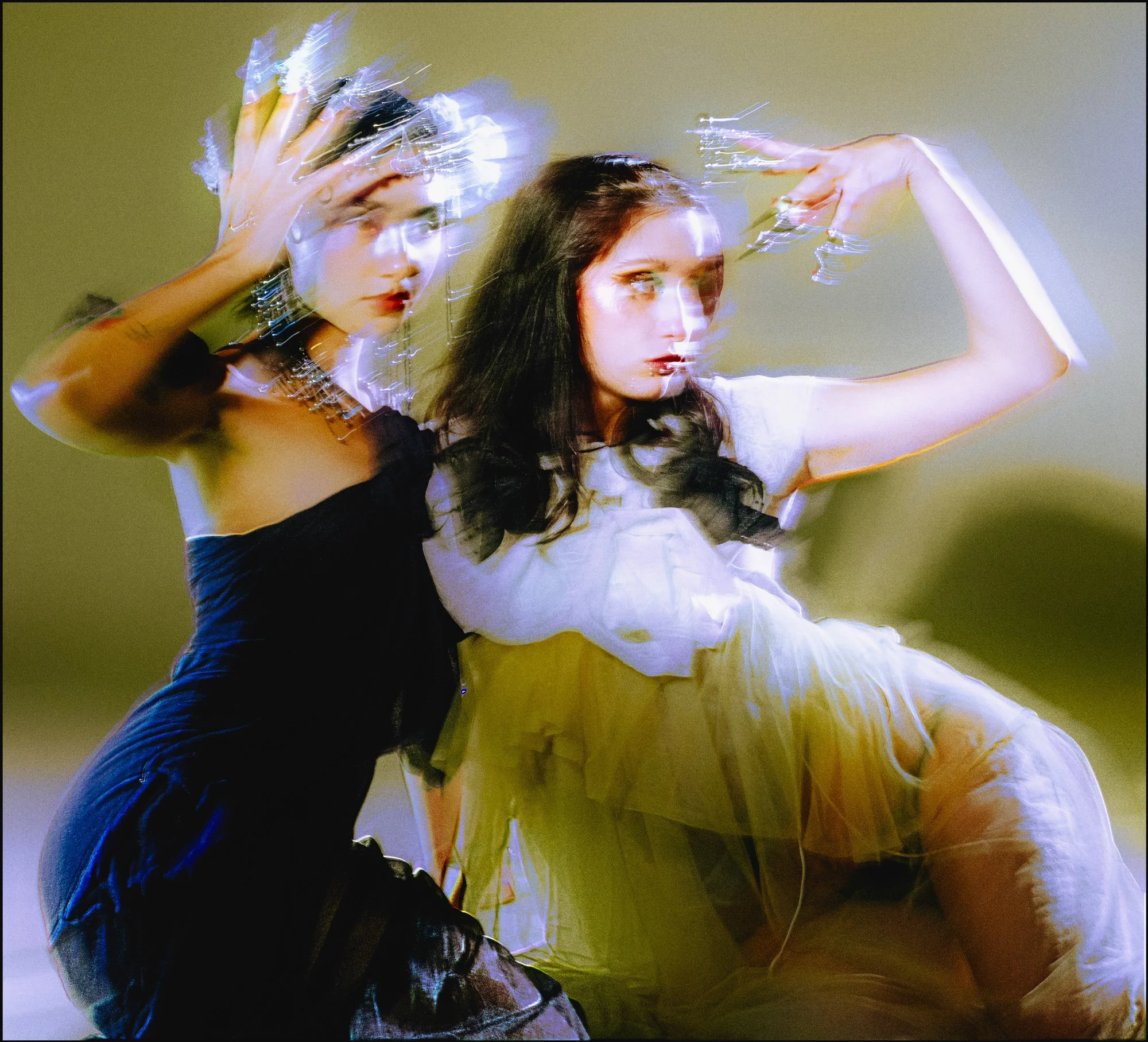 Yuki & Lola