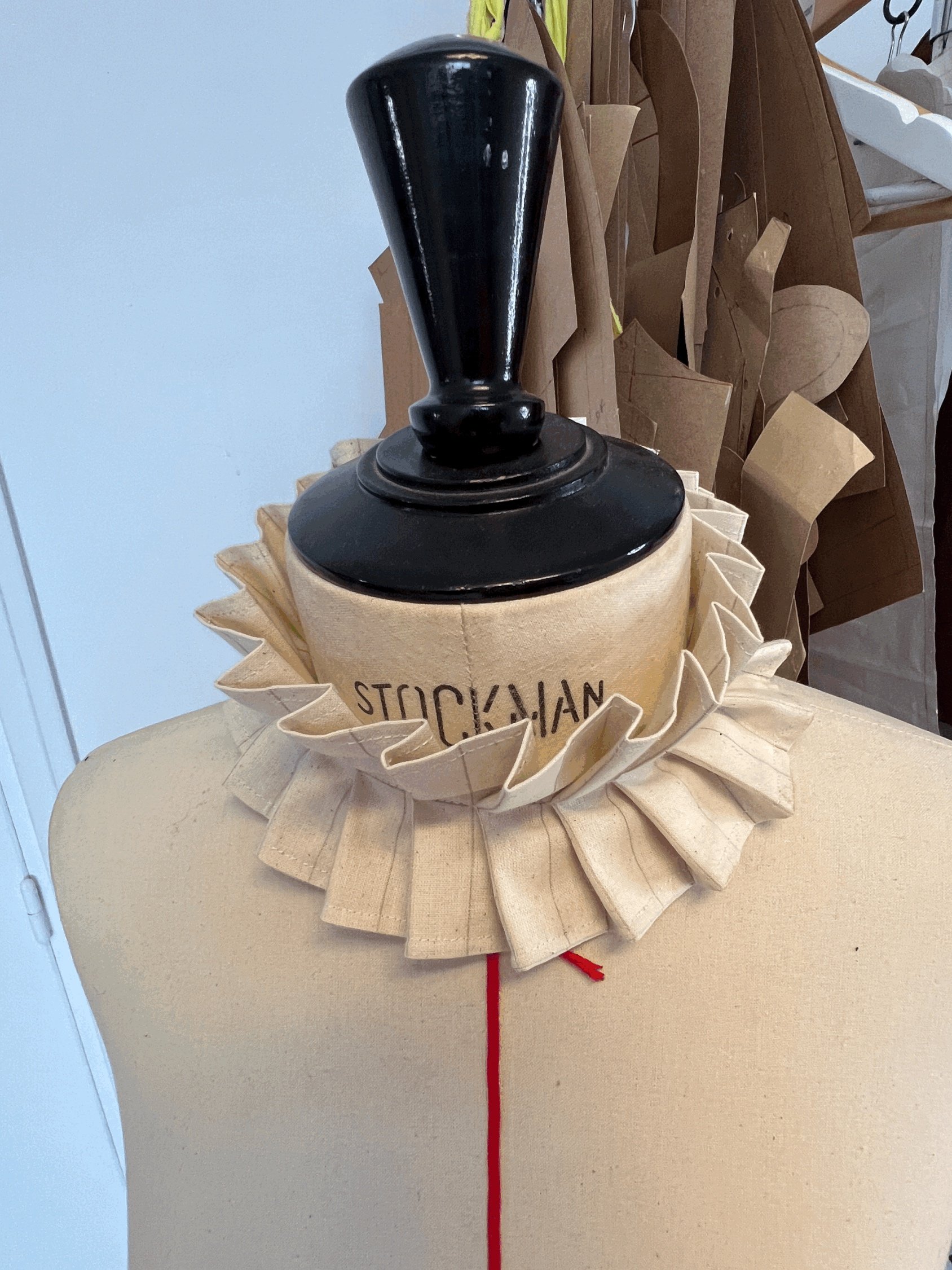 Choker collerette