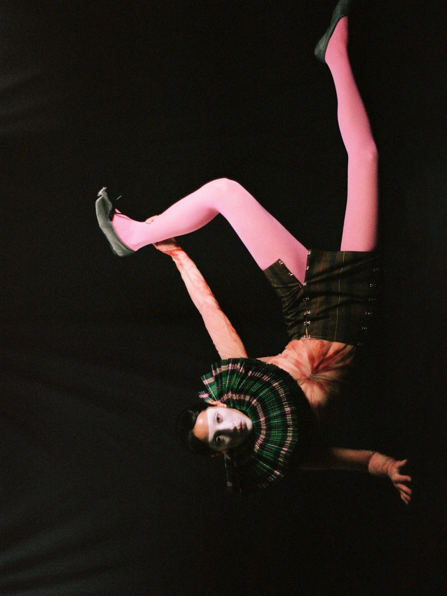 NEWWW 💚 

VERTIGO pour @tropik_tropik_ 
Photographer : @charlottehaulot
Stylist : @natalie_yuksel 
Model : @lsawilliamson @thefaceparis
Hair : @estelle__andria
Make-Up : @juliecoonemua
Stylist Assistant : @victoire_mottier
Casting : @angeliki__s
Pro