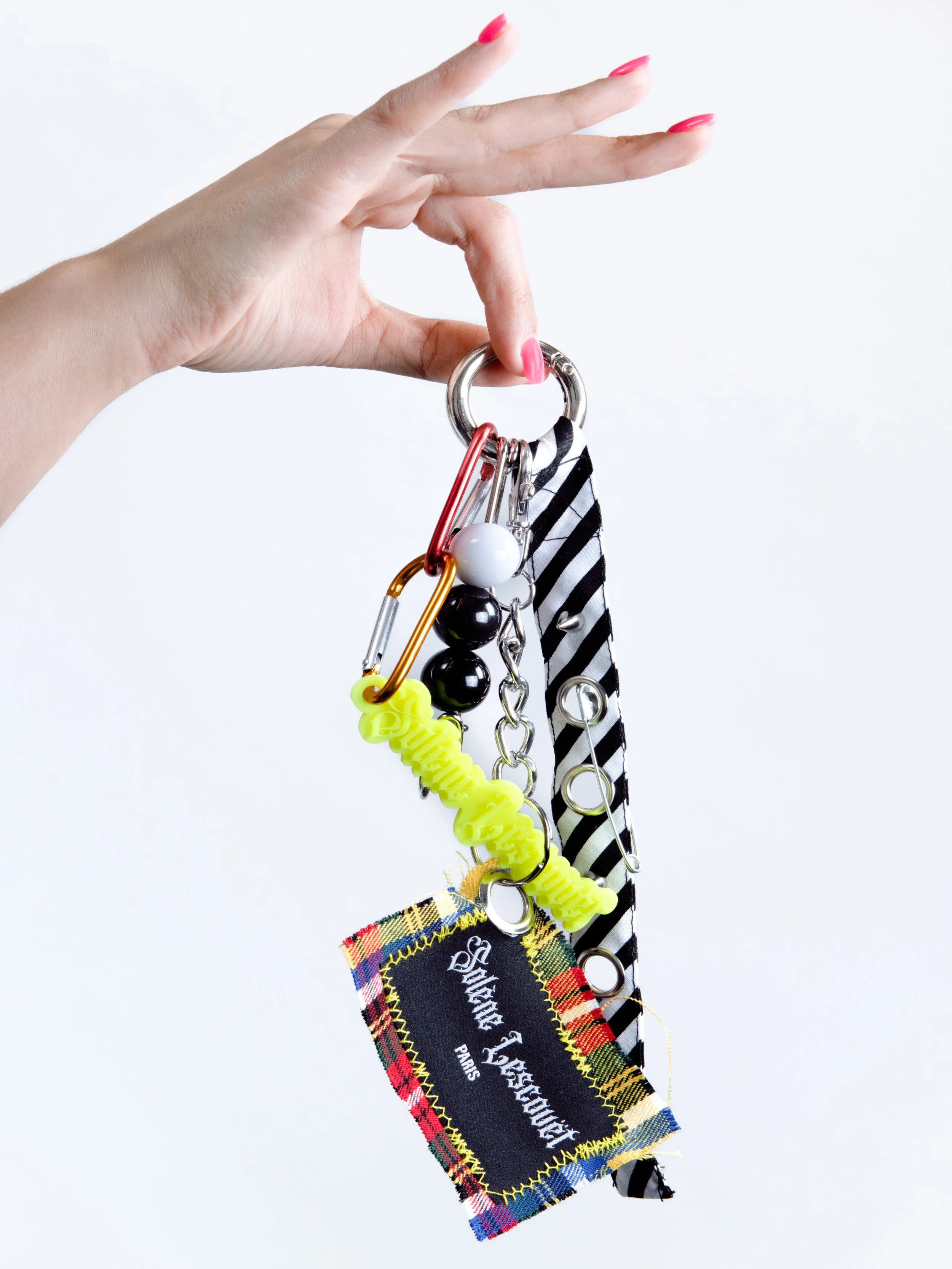 KEYCHAIN JAUNE.jpg