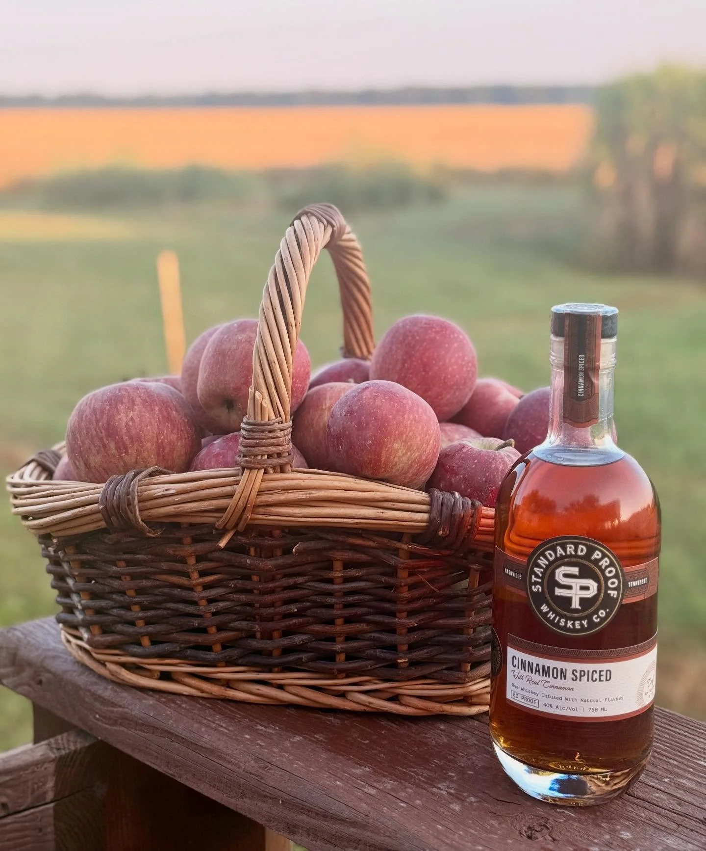 It&rsquo;s apple season 🍎🌳🍂 Take a wild guess at what we&rsquo;ll be turning this into. 👀⁉️ Drop your guesses below👇 and stay tuned to find out! 😋

#appleseason #standardproofwhiskey #standardproofwhiskeyco #standardproof
