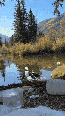 16_gallery_autumn-canoe.gif
