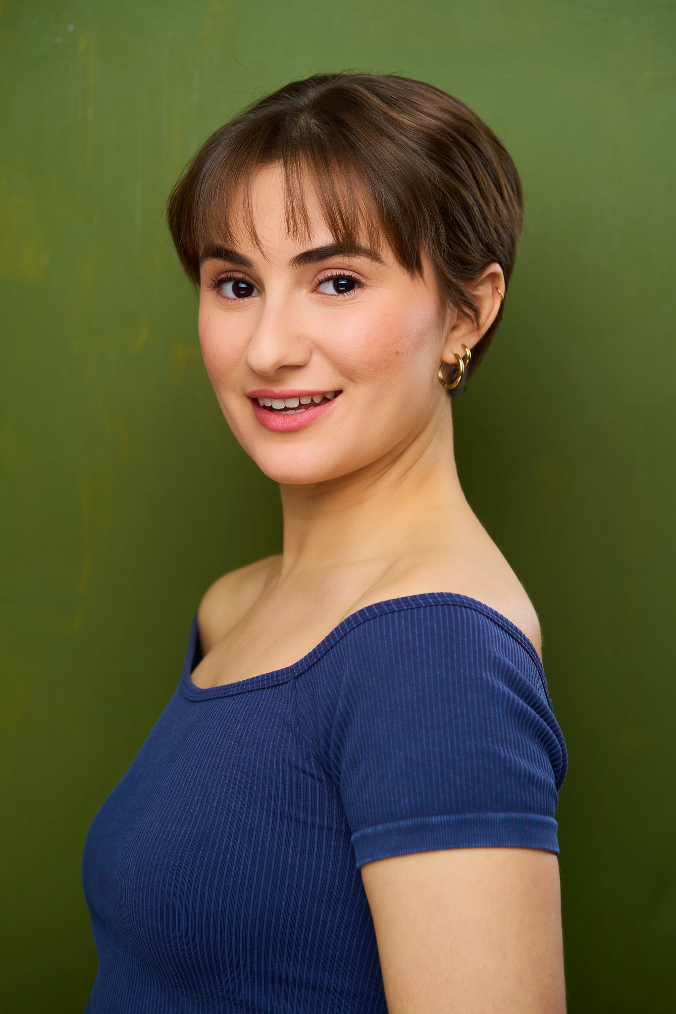 Headshot-4.JPG