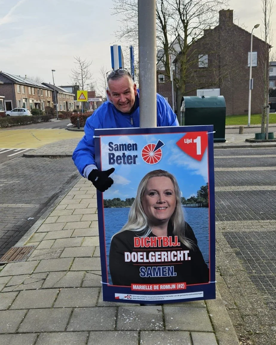 𝐇𝐞𝐛 𝐣𝐢𝐣 𝐳𝐞 𝐚𝐥 𝐠𝐞𝐬𝐩𝐨𝐭? 🧐 
🪧 Vandaag hebben wij onze verkiezingsborden opgehangen door de gemeente. 18 maart komt steeds dichterbij. Wij zijn er klaar voor! Dichtbij. Doelgericht. Samen!

#DichtbijDoelgerichtSamen | #SamenBeterNieuwko