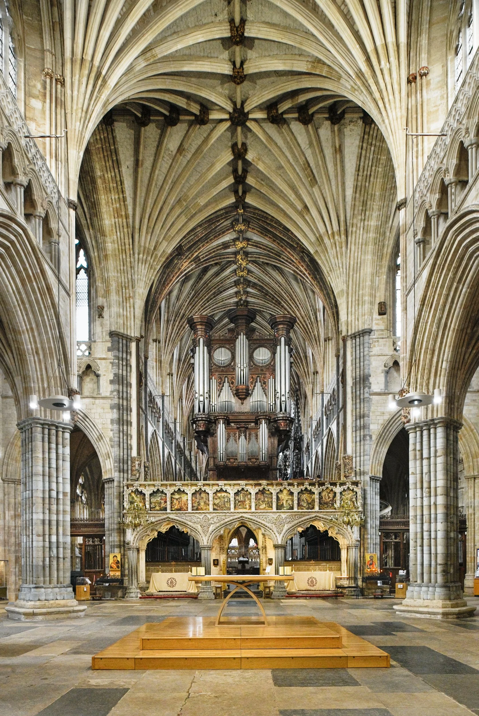 The Cathedral Organ and Pulpitum.