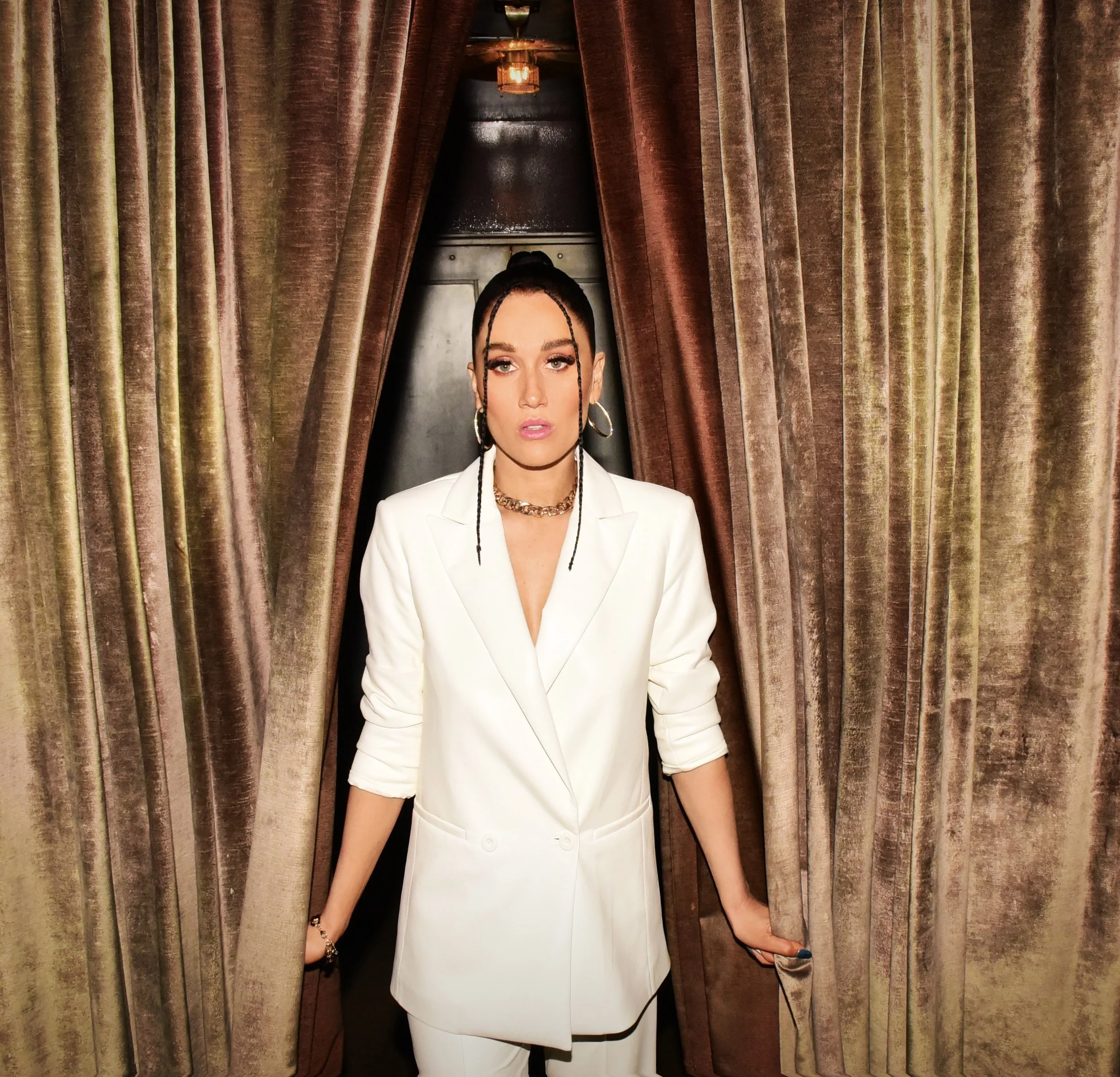 6CD2122C-B49B-4146-A46E-BCE0608A36D3 - Jenna Andrews.jpeg