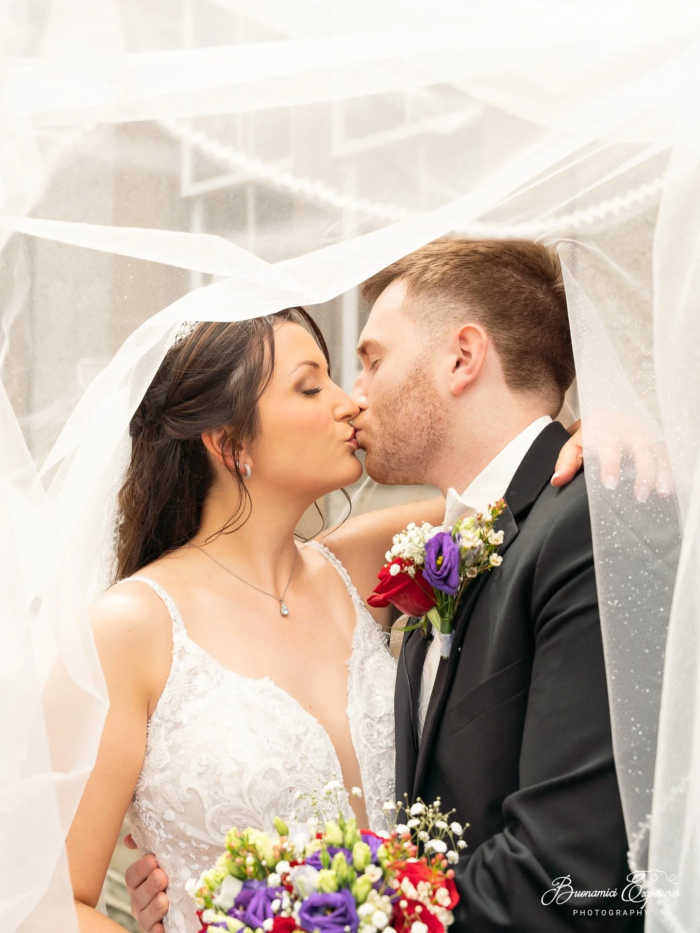 Dr + Mrs Welchπ
The newlyweds had a stunning wedding at Highgate Carriage House! From heartfelt vows to elegant details, their day was nothing short of unforgettable.π
πΈ Photography: @buonamiciexposures 
π₯ Videography: North Star Films 
π Venue