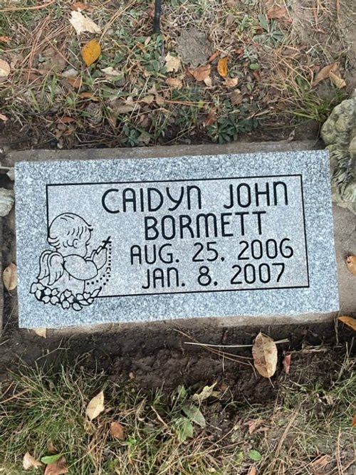 Headstone-and-Blooms-Gravestone-cleaning-bormett-after.jpg