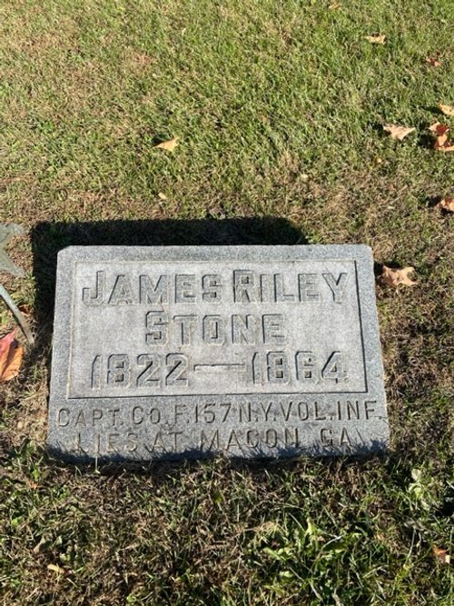 Headstone-and-Blooms-Gravestone-cleaning-stone-after.jpg