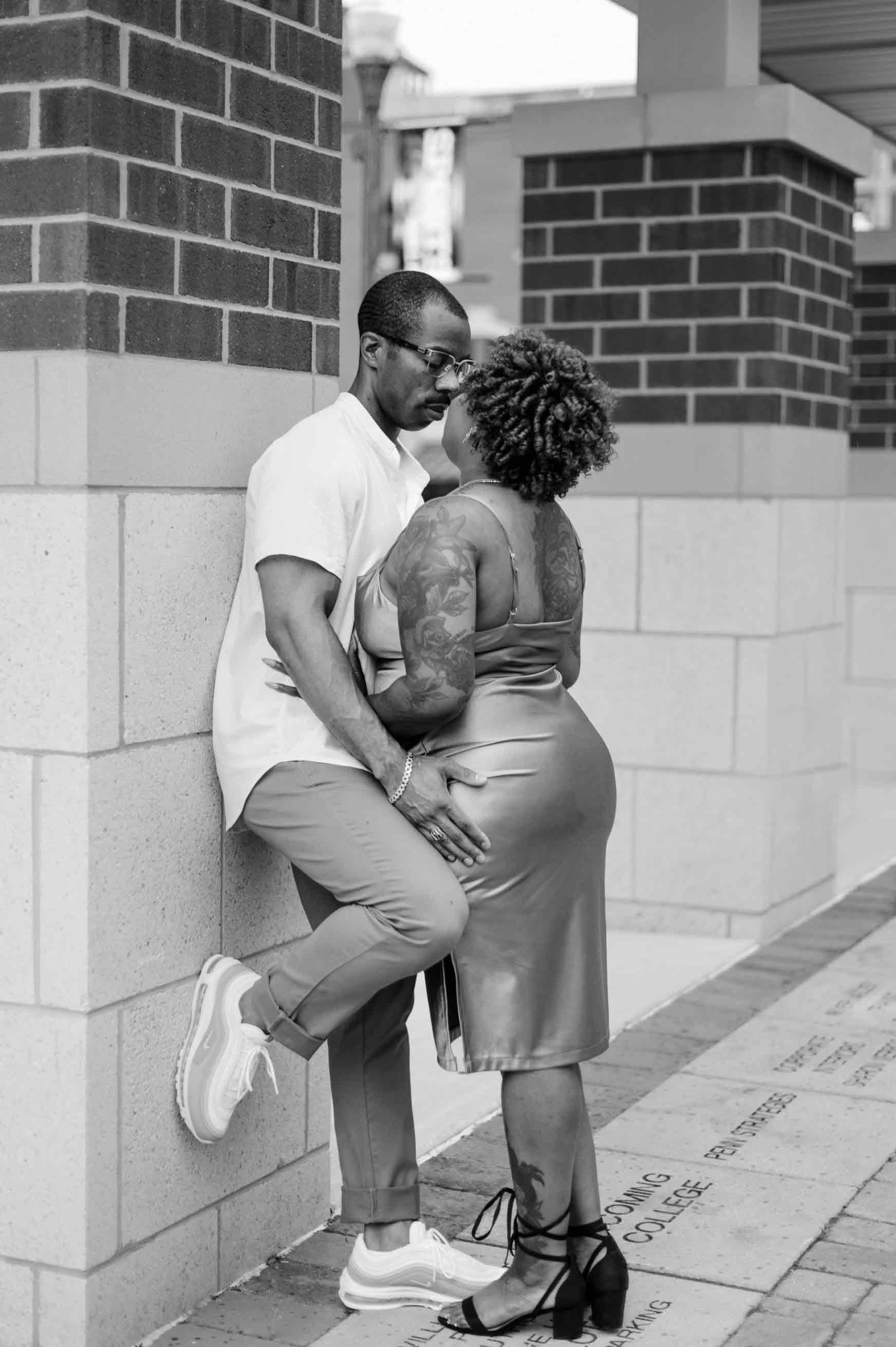 downtown-williamsport-engagement-session.jpg
