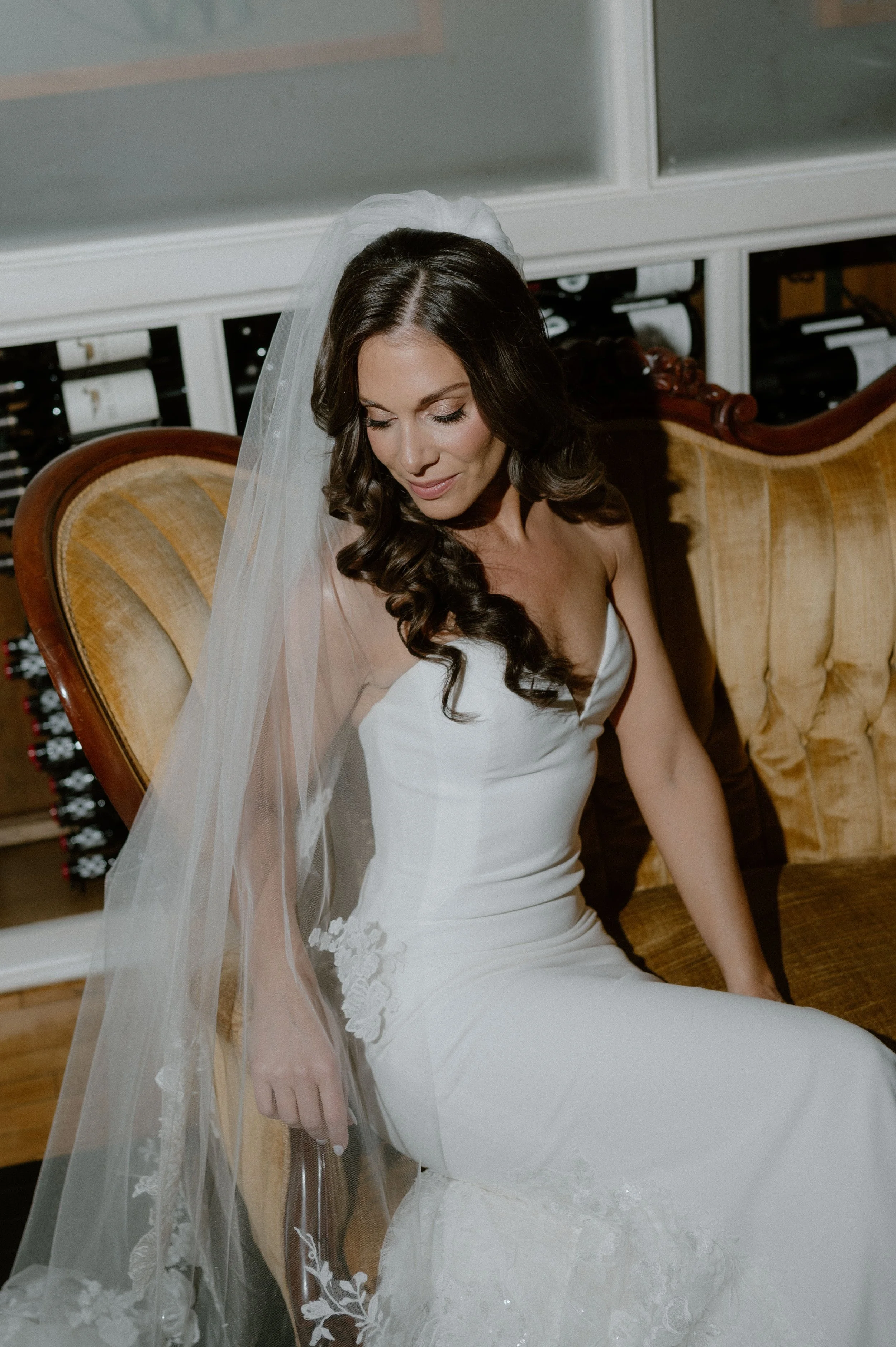 modern-romantic-wedding-portraits-pa.jpg