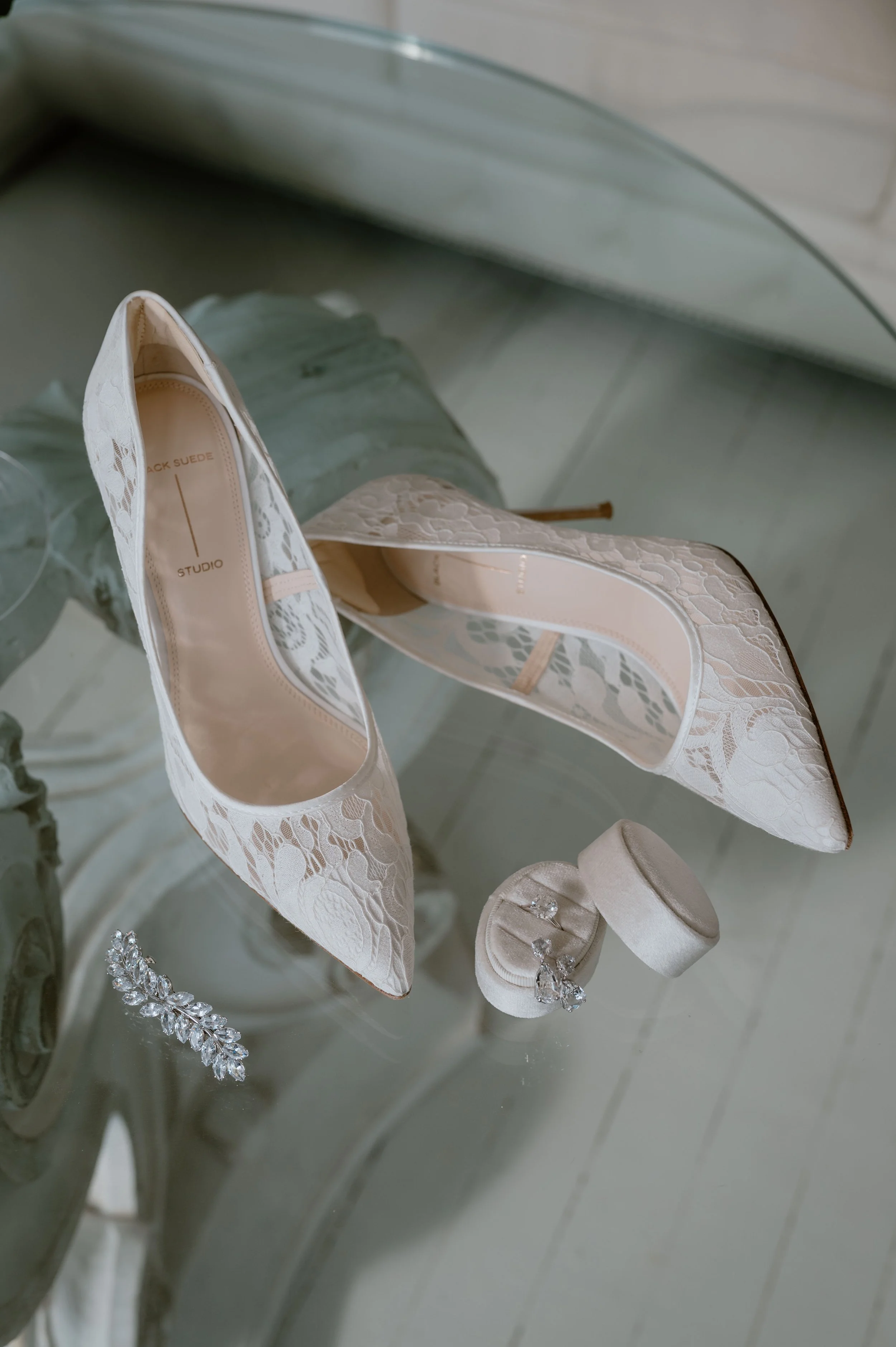 wedding-details-fashion-forward-editorial-pa.jpg