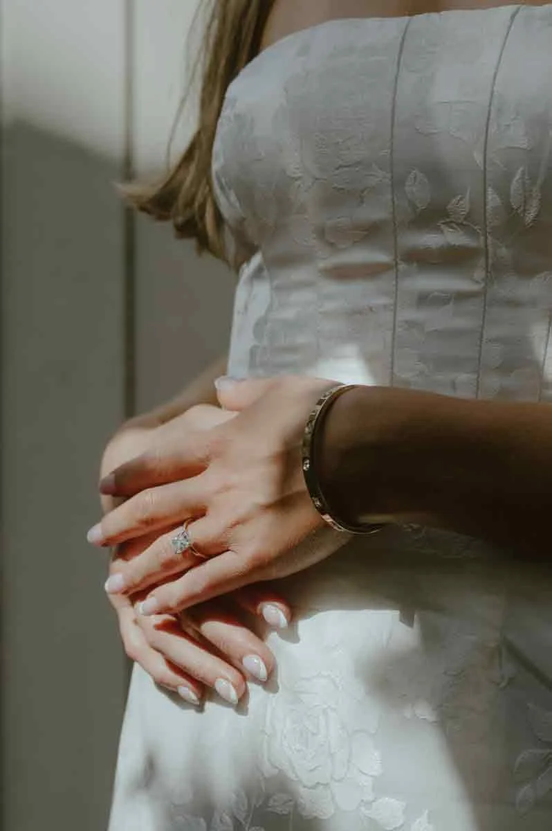 philadelphia-engagement-photographer-elfreths-alley.jpg