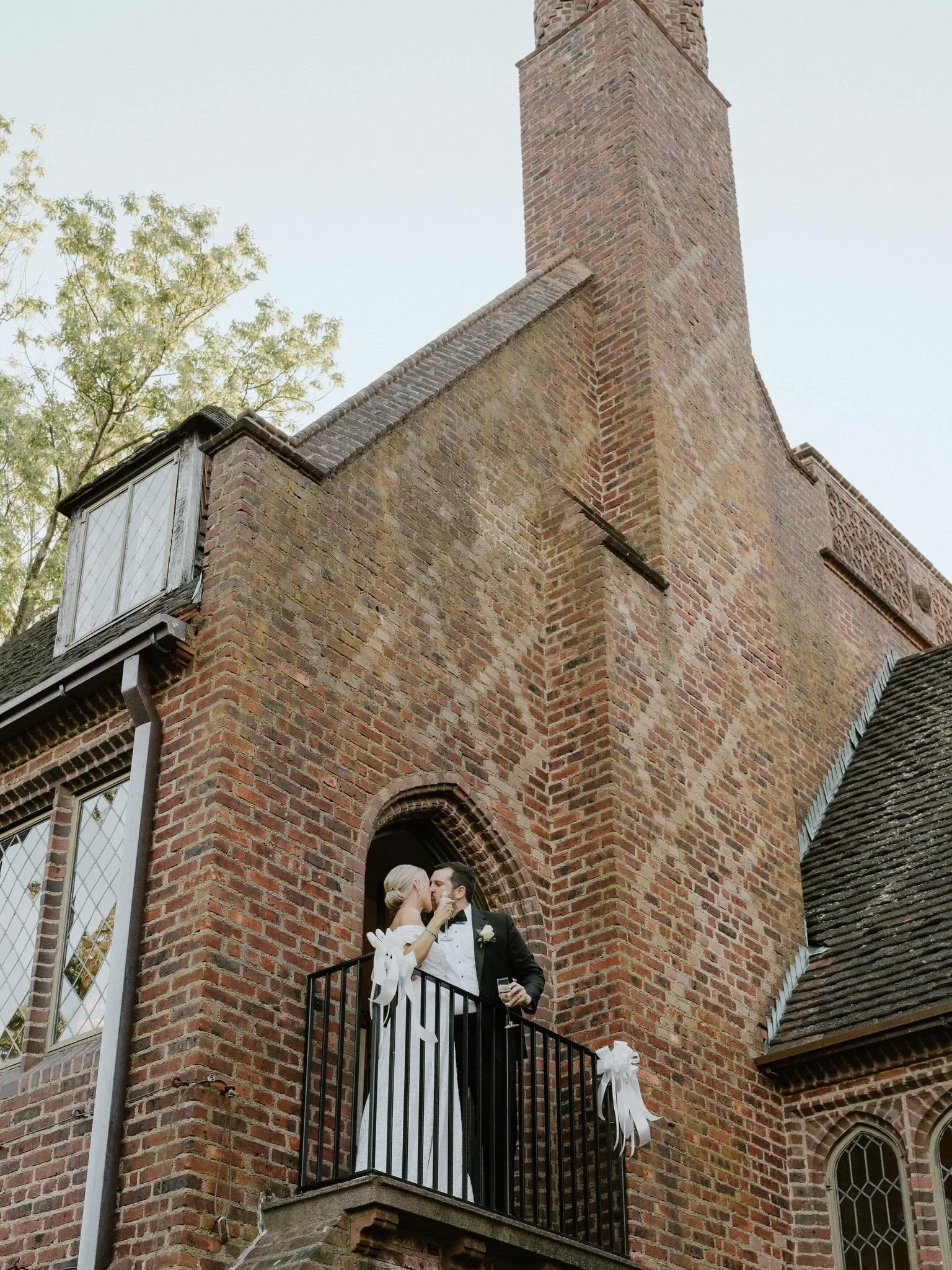 More joy &amp; more presence with your favorite people by your side, one of the many things that has me forever enraptured with the beautiful humanity of a wedding day. 

Second shot with this gem @christieheimbachphoto 

#doylestownpa #phillywedding