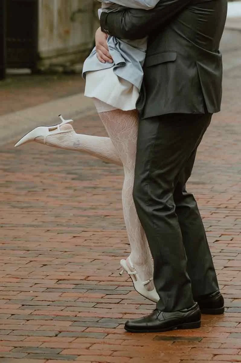 bride-wearing-lace-tights-kitten-heels-lancaster-pa.jpg-.jpg