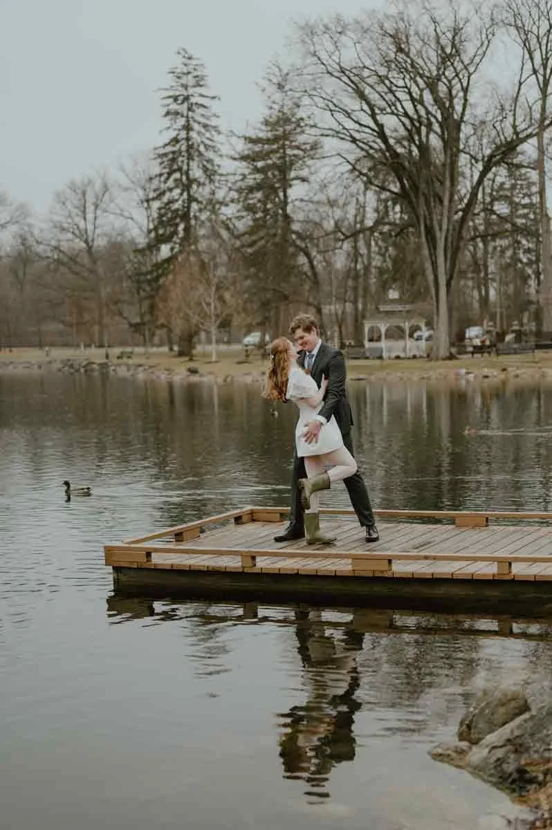 rainy-longs-park-wedding-portraits-lancaster-pa.jpg
