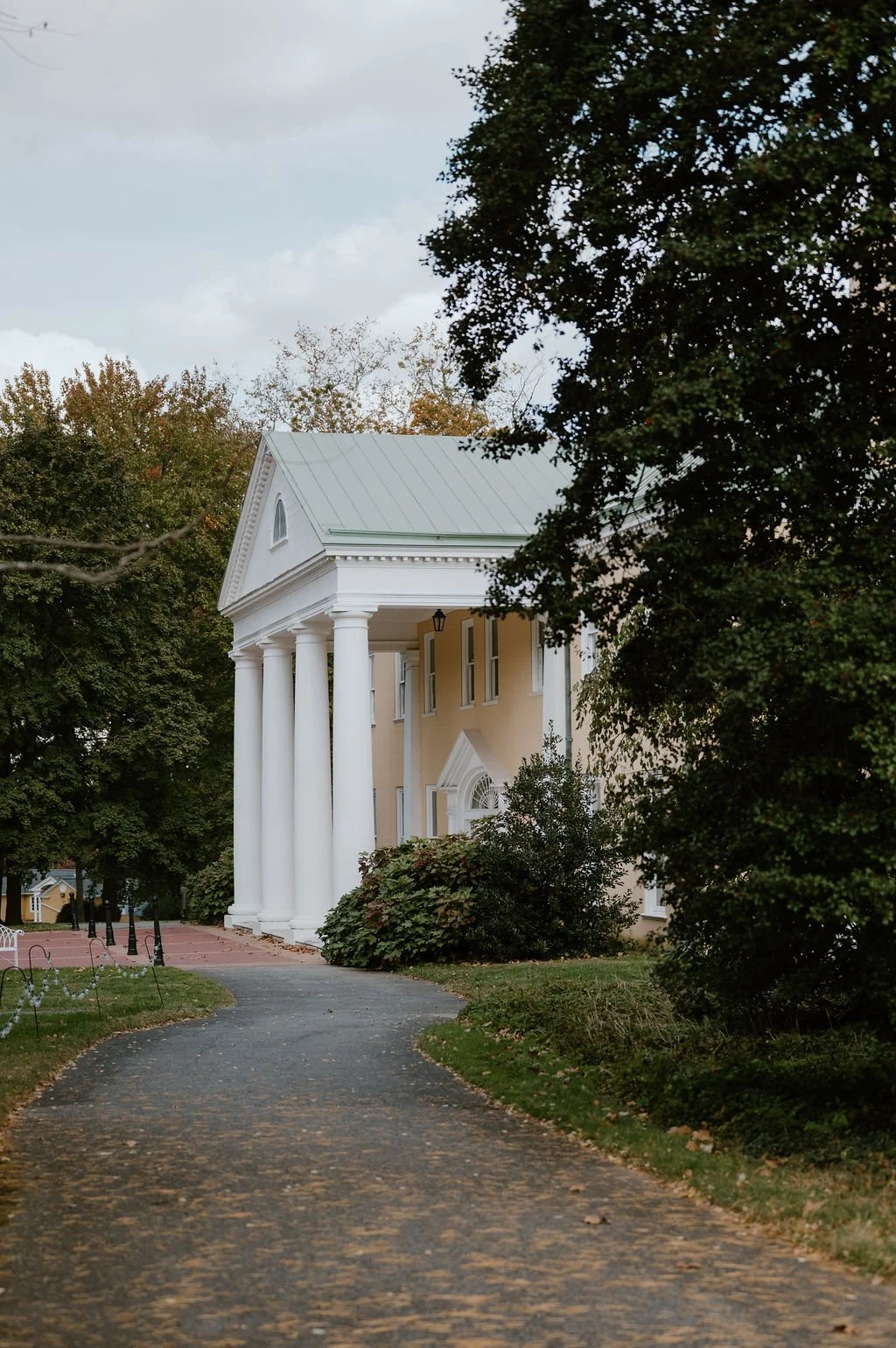 Bellevuehall-2.jpg
