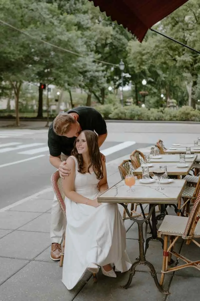 engagement-session-park-rittenhouse-square.jpg