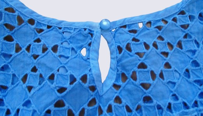 blue_back2-removebg-preview.jpg