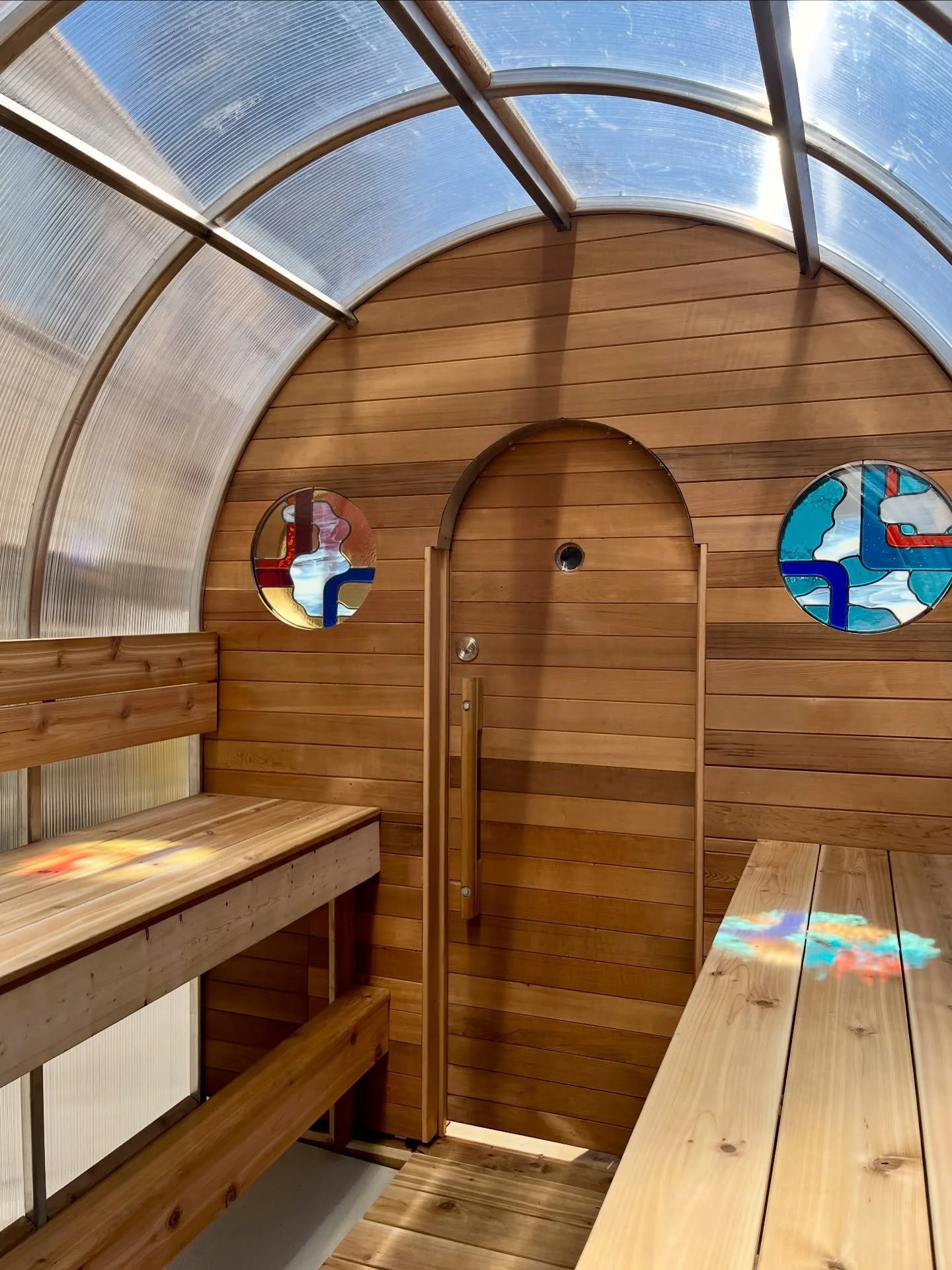 Windows for @public.sweat - a fusion of art and sauna culture. 

Window design by Layne Hinton and executed by me. Elbow design inspired by @thebrittskelly. 
Saunica organ installation by @george.rahi.studios