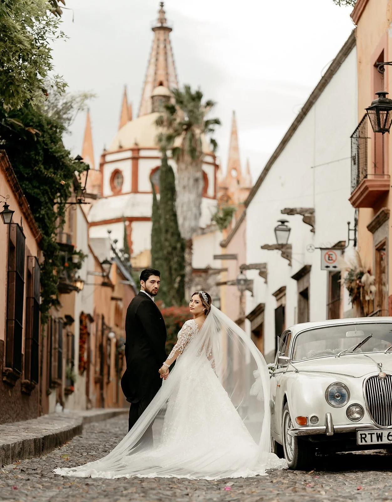 Why San Miguel de Allende Is Mexico's Most Romantic Wedding Destination