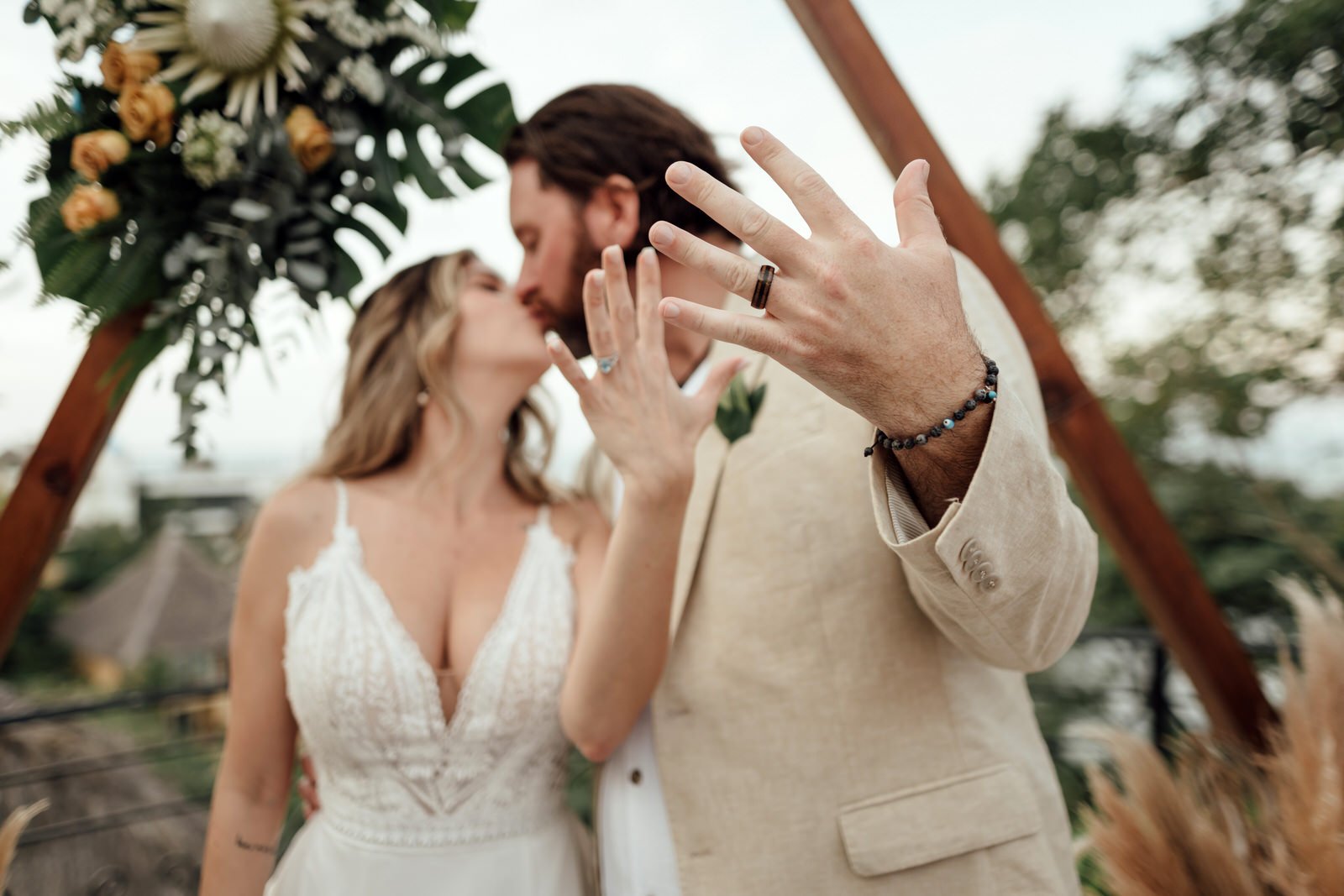 Izabella & Neil + Amor Boutique