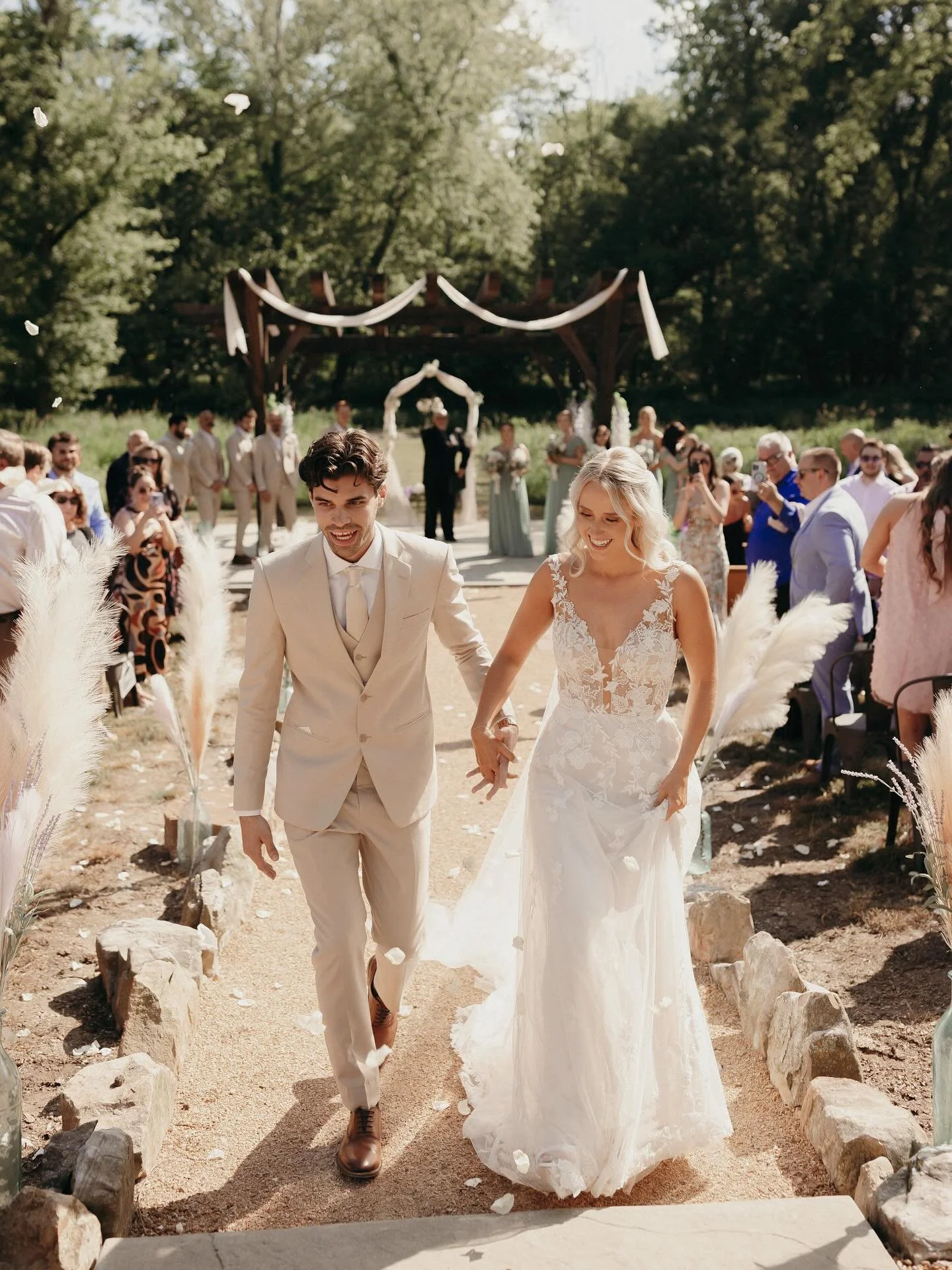 Aly and Eli 5-18-2024 ✨🤩💍

Aly and Eli&rsquo;s idea for their perfect wedding day was simple; an elegant but down to earth affair that brought together the people they hold most dear, from near and far. 

With rolling fields, wildflowers in bloom, 