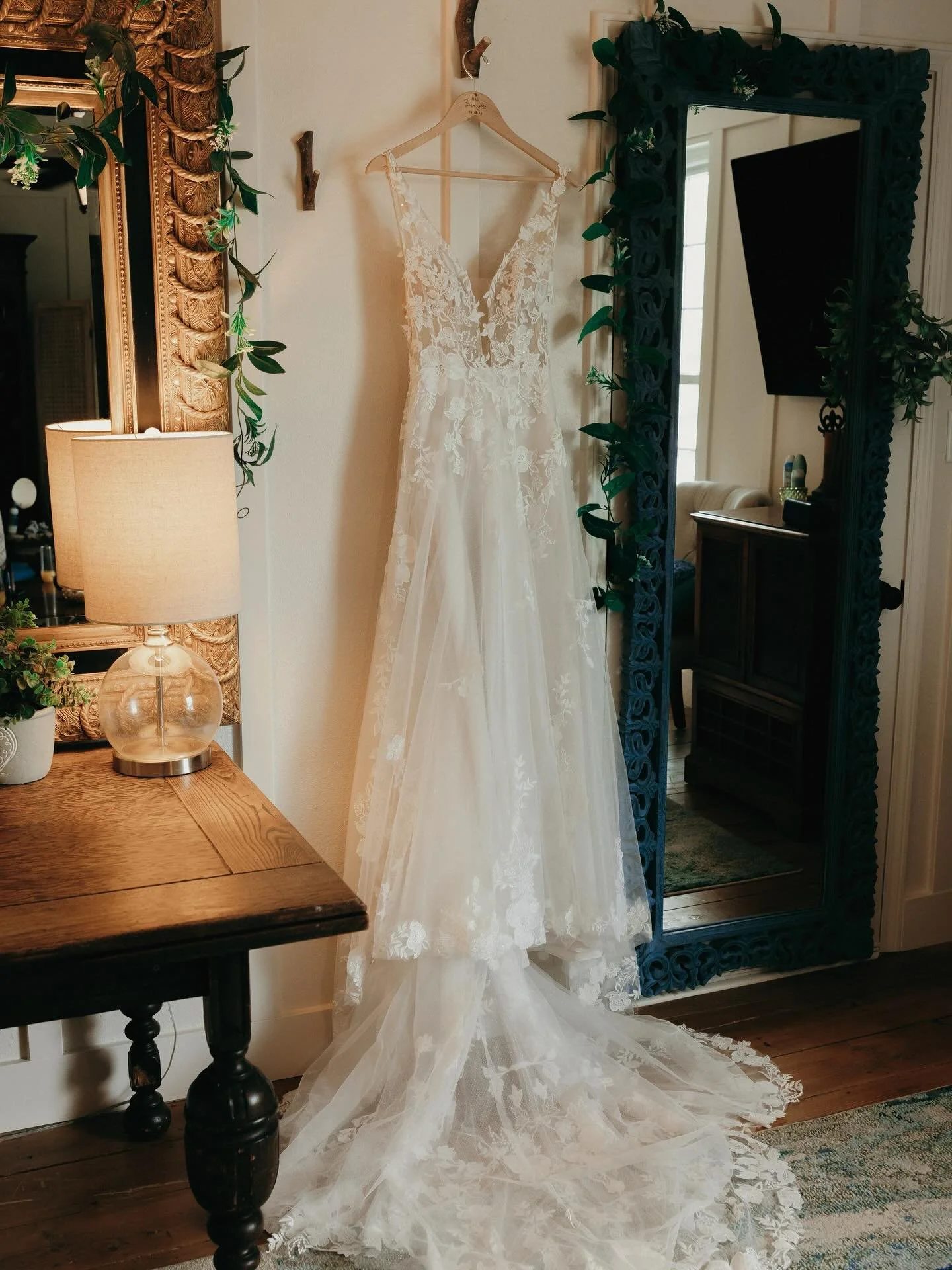 Our on-site bridal suite offers a beautiful, serene space to get ready and relax with your closest loved ones before saying &lsquo;I do.&rsquo;💍👰🏼&zwj;♀️

Tours opening soon, sign up at the link in our bio to be the first to know ✨

#wedding #2026