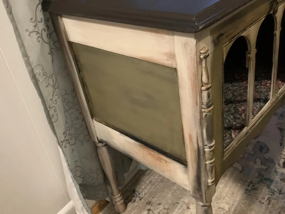 Cottage Core or Shabby Chic decor in Camillus, NY, Upstate New York, 