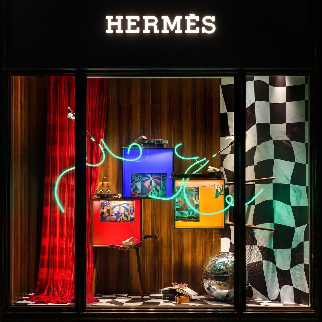 Client/ Herm&egrave;s Taiwan

Project/ 2023 Autumn Window

Design &amp; Curated/ AMCP Studio

Production/ AMCP studio

Photography/ HAN Studio

Step into the world of Herm&egrave;s, where every window tells a story&mdash;a story of magic and wonder, 