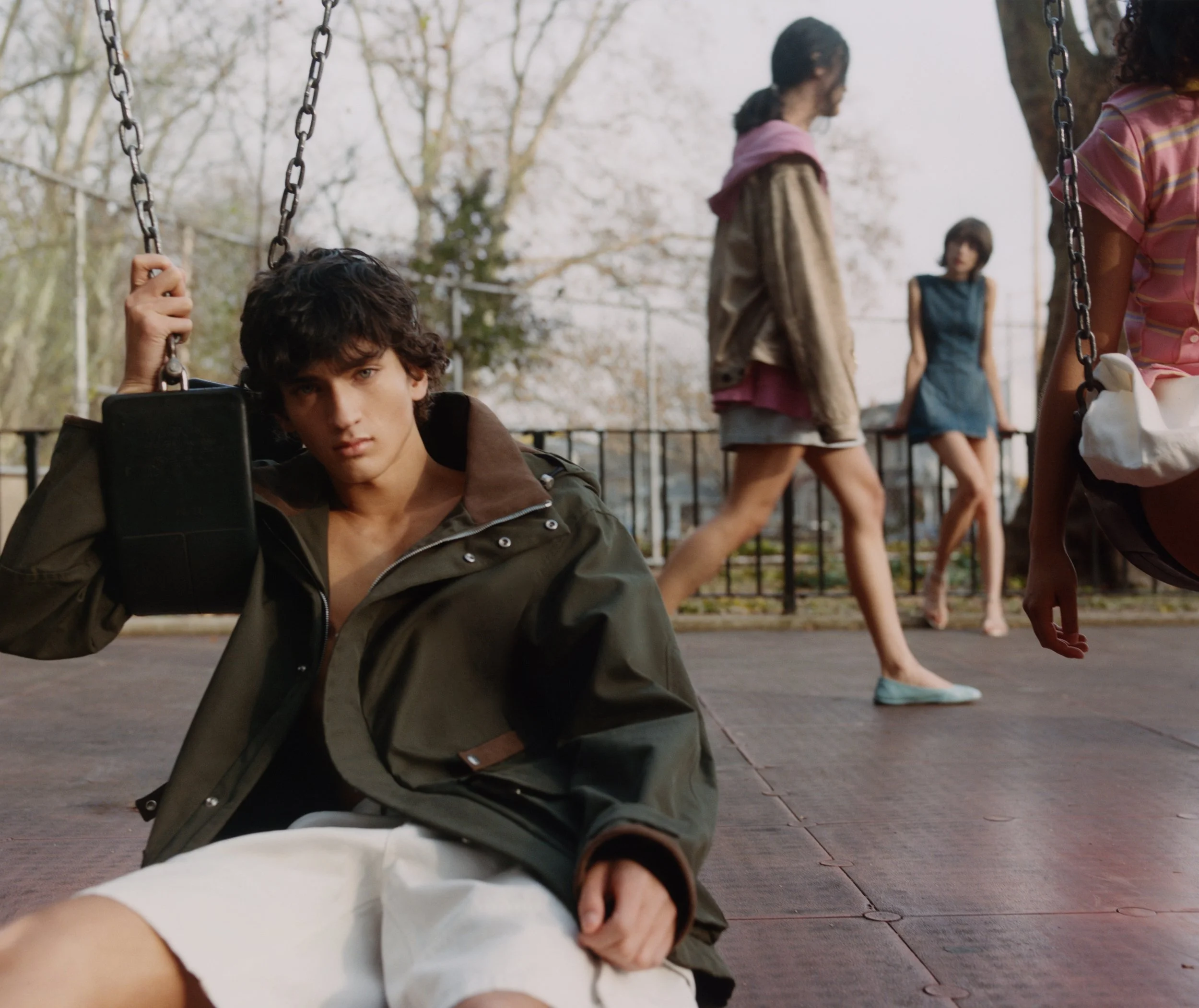 Javier + Sam_Heroine-24_compressed_Page_09_Image_0002.jpg