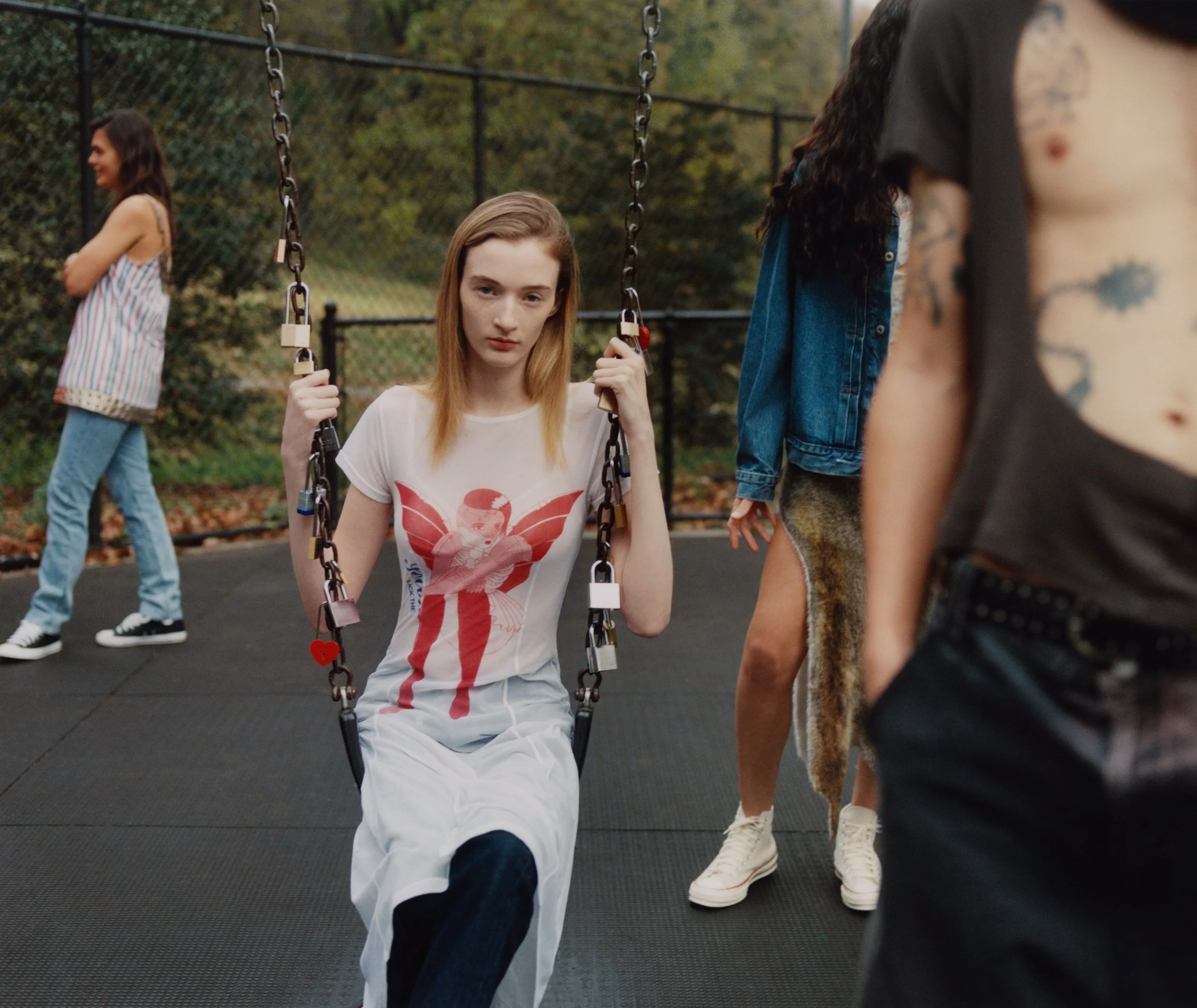 Javier + Sam_Heroine-24_compressed_Page_11_Image_0001.jpg