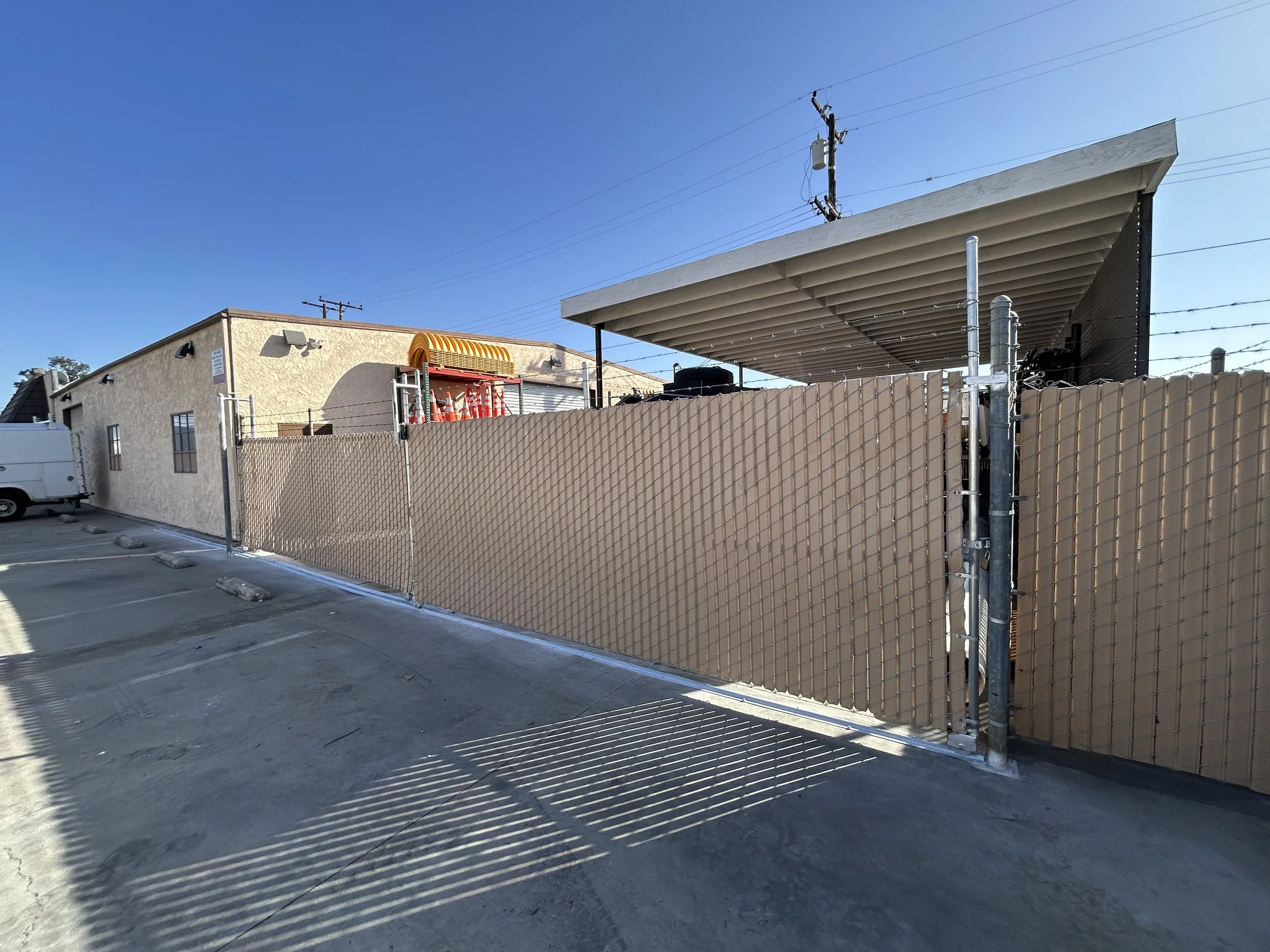 Project 15 - Barbed Wire and Razer Ribbon