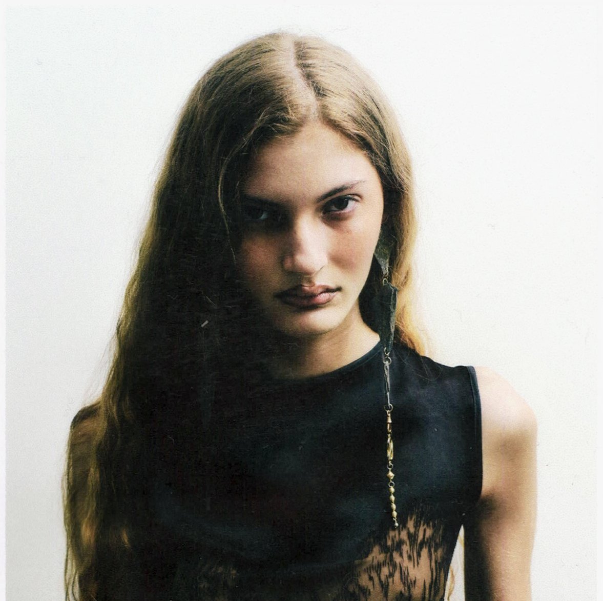 LARISSA MORAES - IMG MODELS