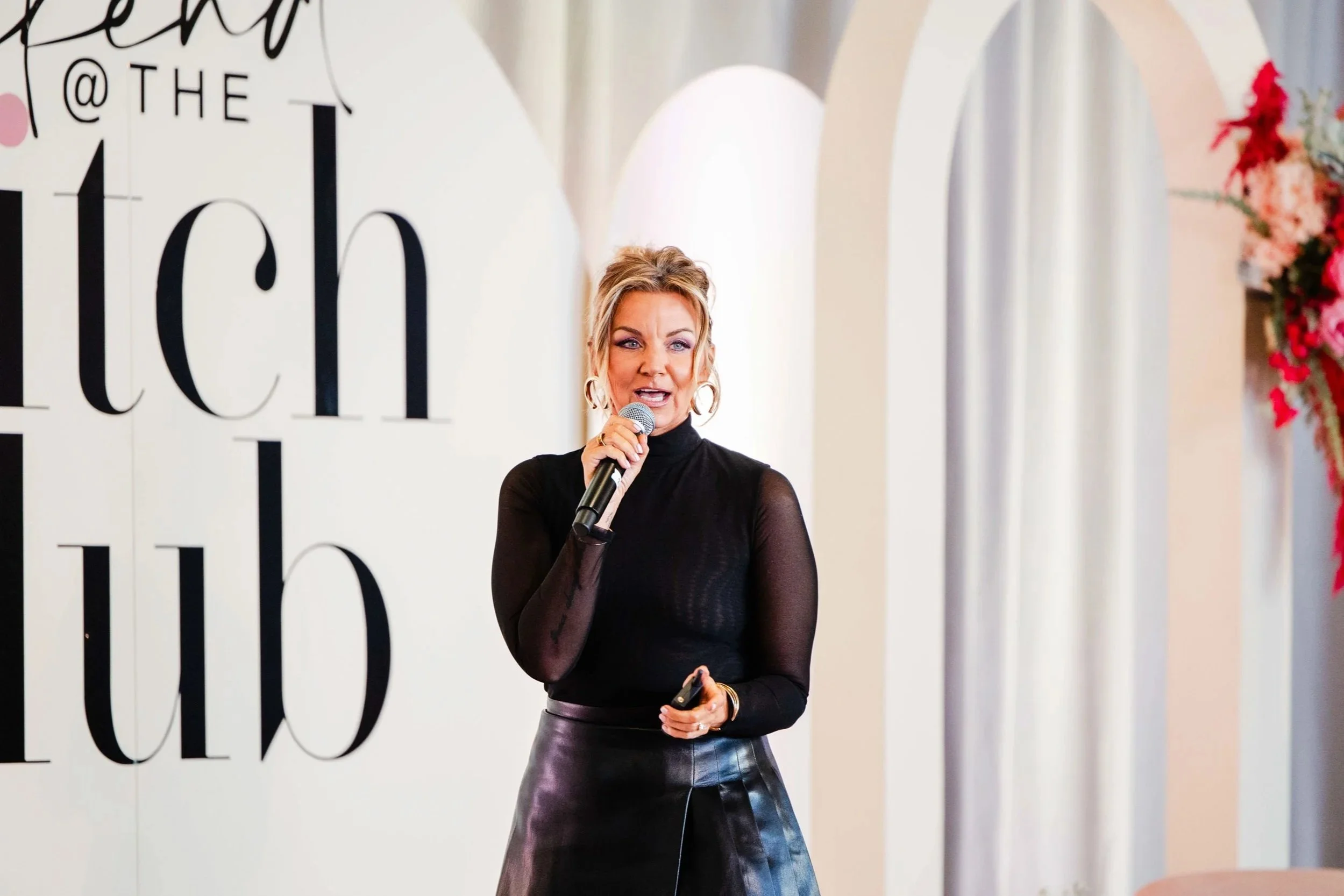 Speaker Reel Example: Tracy O'Malley's Leadership Keynote Sizzle Reel