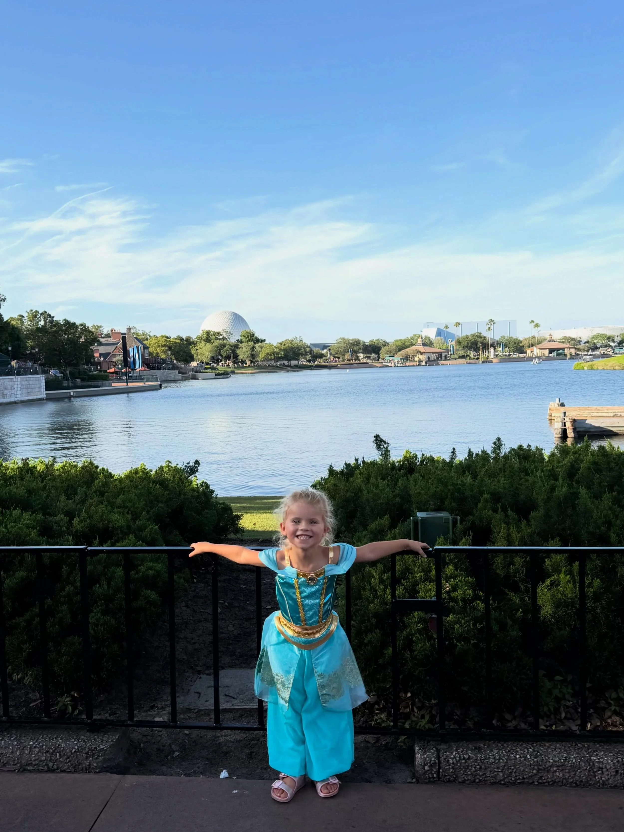 May moments 💖 from &ldquo;ordinary&rdquo; days to Disney days, Mother&rsquo;s Day, vacation days and all the days in between.. I&rsquo;m just so grateful for each and every one of them 💓