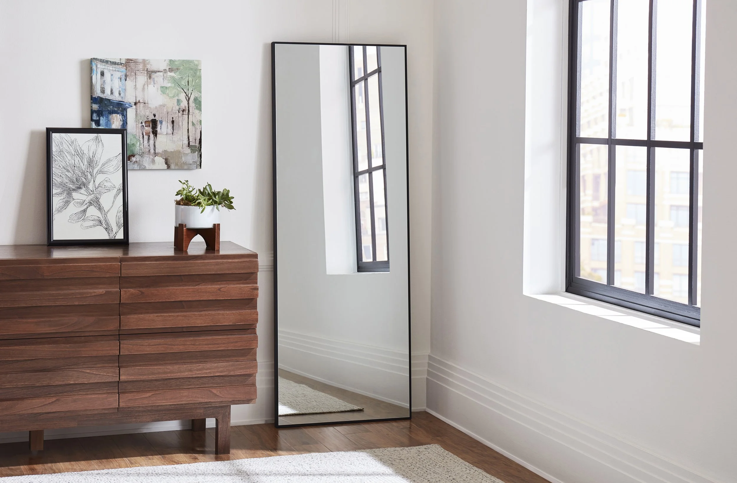 LP4358740p-SO WEB copy.jpg