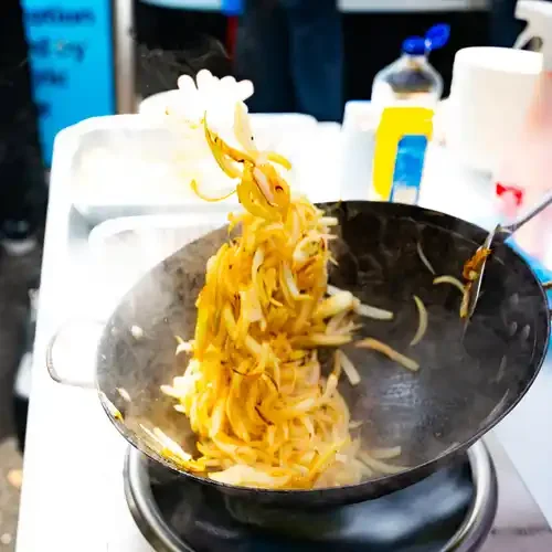 Electric cooking demonstration powered by an electric vehicle