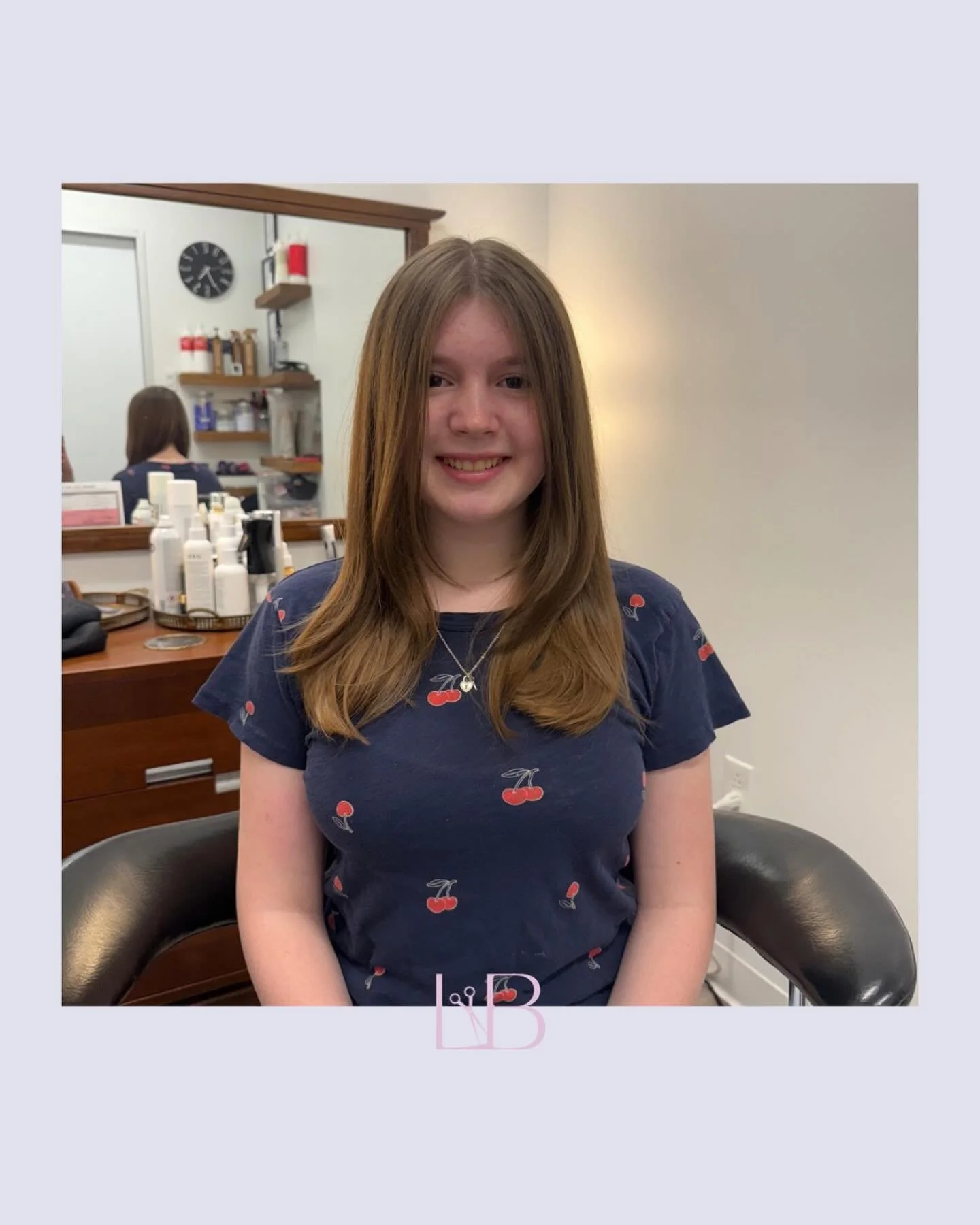 New hair vibes for Lucy! ✨ So happy with how this fresh summer cut turned out.
Ready for a change? We&rsquo;re taking new clients!
Tap the link in bio to book! 
#FreshCut #HairInspo #BookNow #DallasStylist #Hairbylauriebeth #DallasHair #DallasSalon