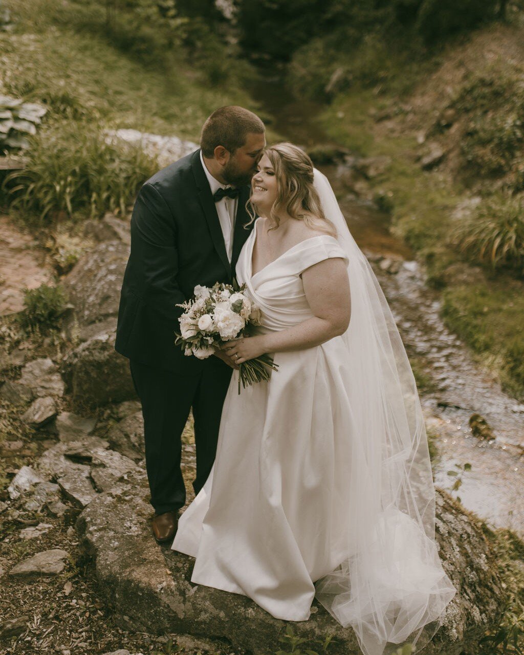 Brynn and Jeffrey 
This Wedding has serious wow factor! 
We highly recommend taking the time to scroll through this incredibly classy wedding full for vintage and whimsical feels. 
Shout out to the bride's mom Pam for bringing this vision to life! 

