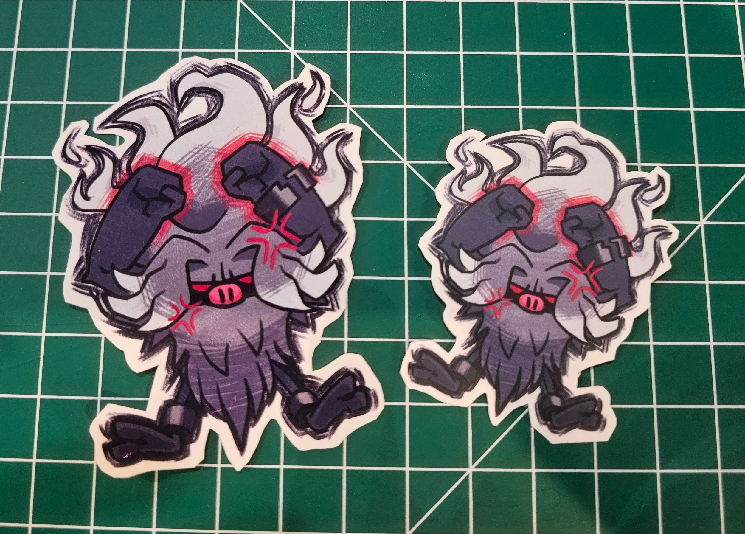 Annihilape large and small