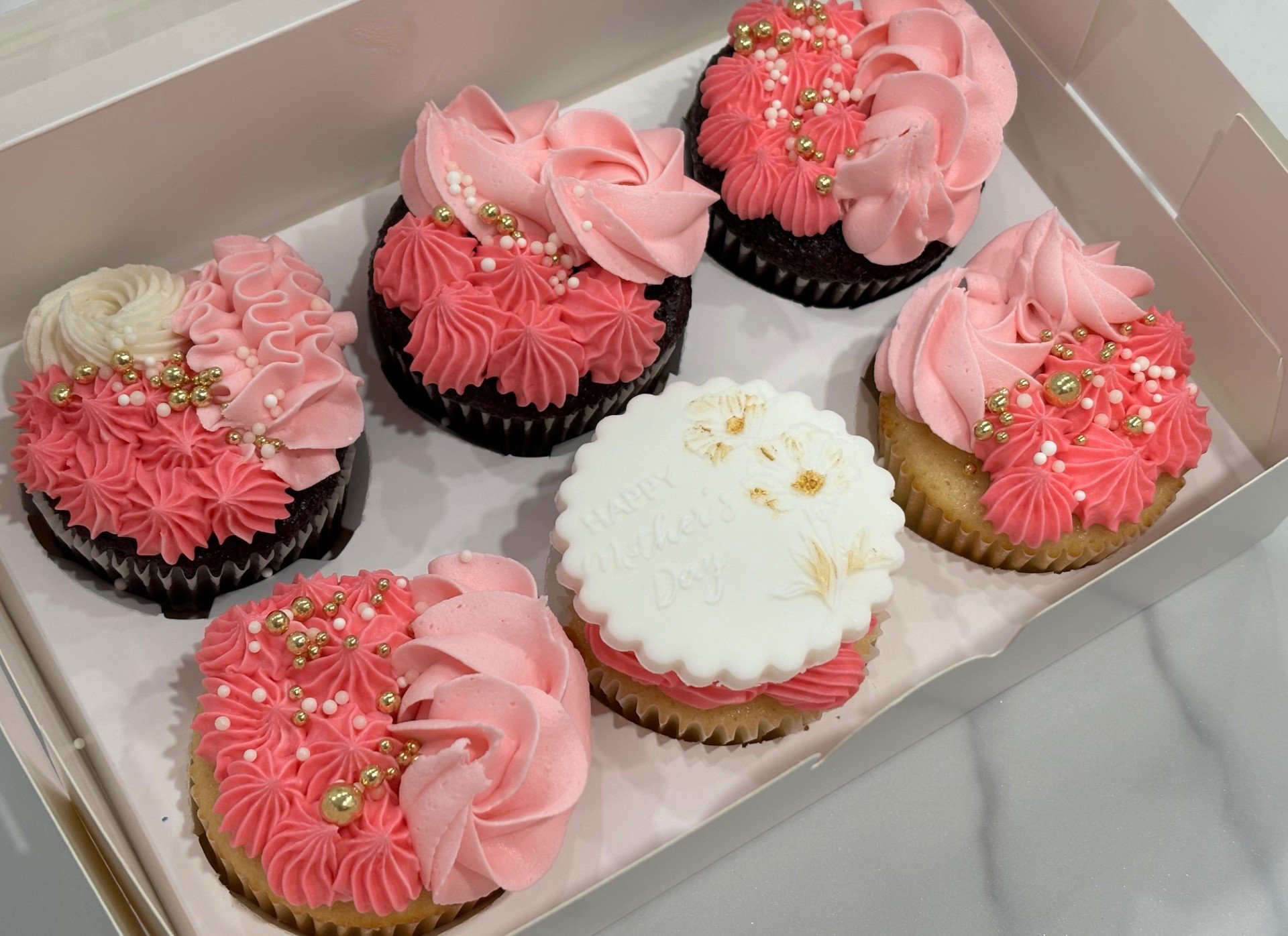 pink cupcakes.jpg