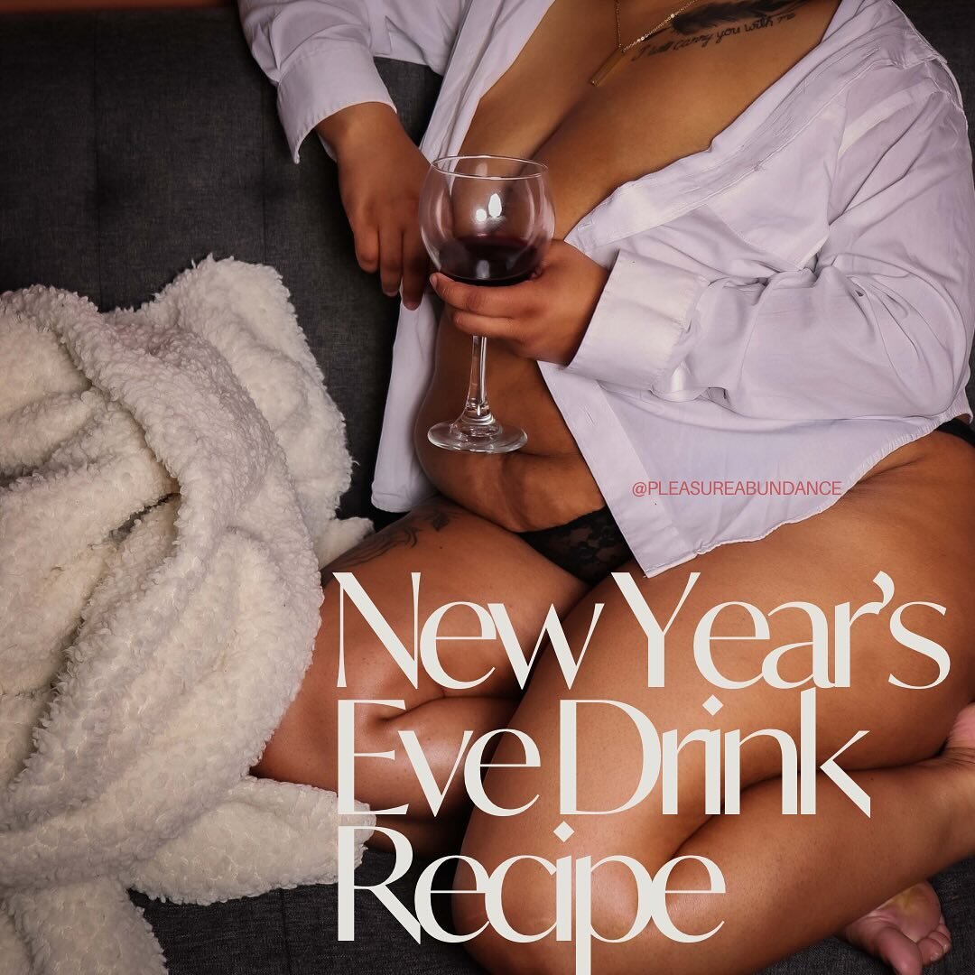 Bring in the new year with this Cranberry Margarita recipe!! Enjoy y&rsquo;all and see you in 2024🥂🍾

#newyearseve #cranberrymargarita #plussizeblogger #happynewyear2024 #recipes