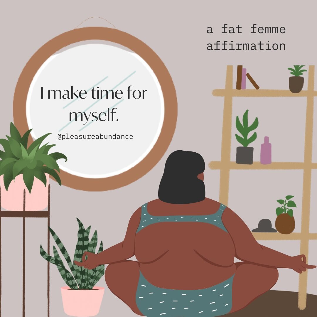 your midweek f@t femme affirmation. do you want more of this type of content? let a girl know⬇️

#selfcare #plussizeblogger #affirmations #pleasureabundance