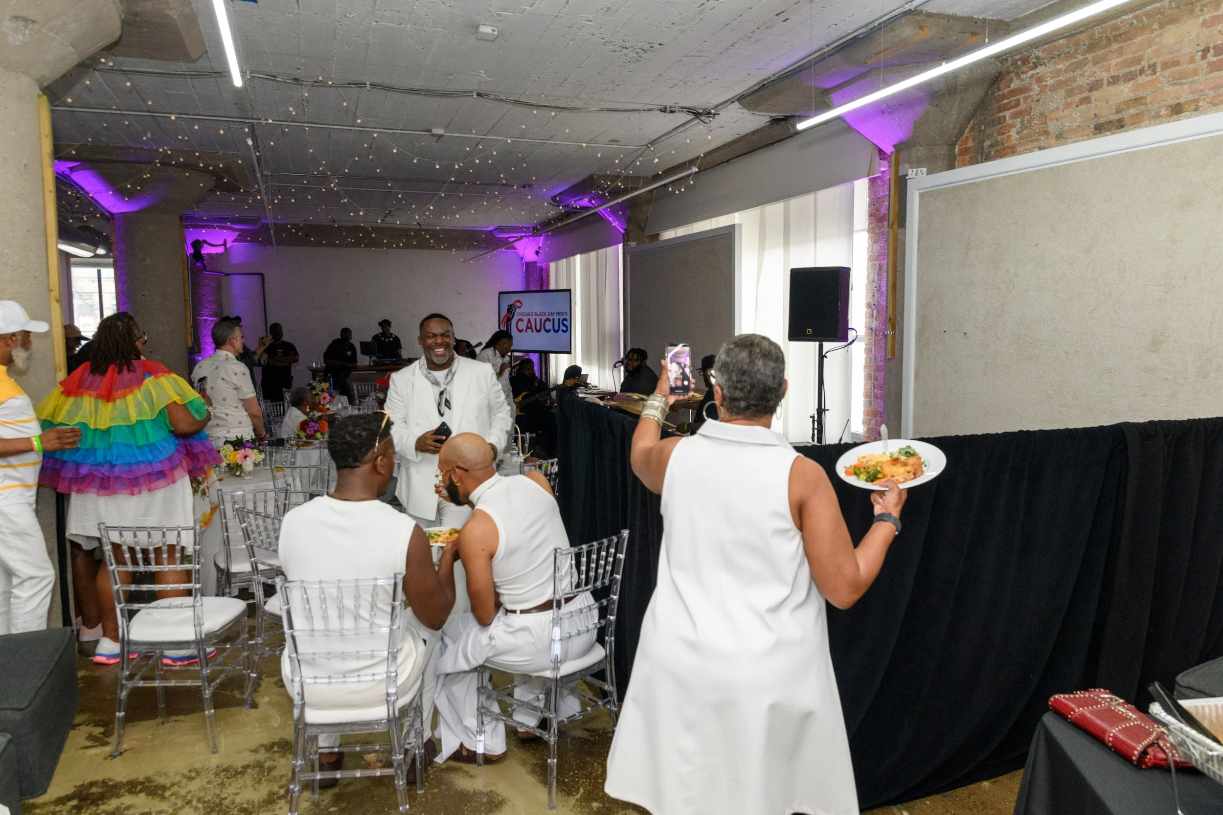 ImagesbyMPICBGMC-600-ZF-1955-31188-1-001-596.jpg