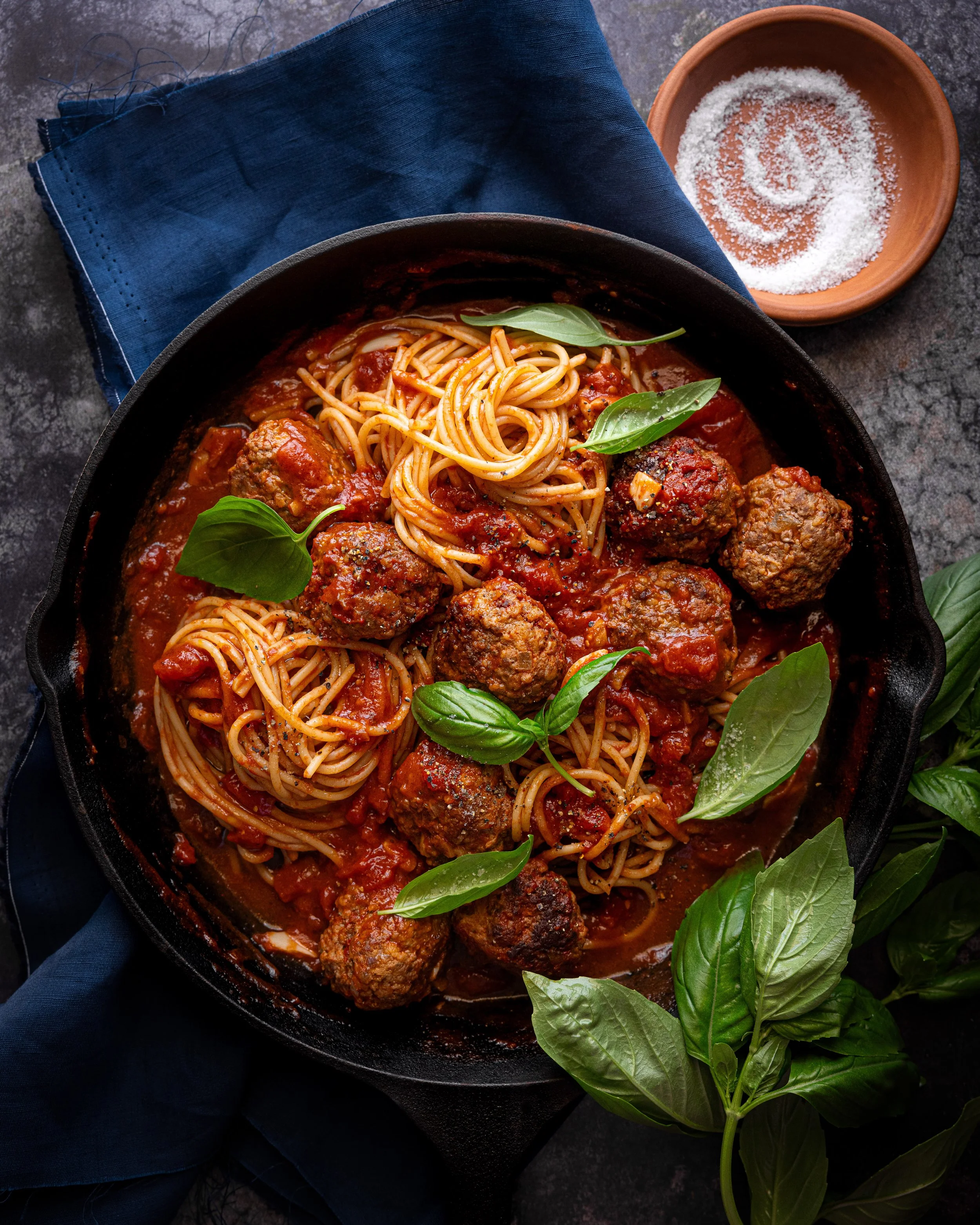 classic weeknight spaghetti & meatballs.