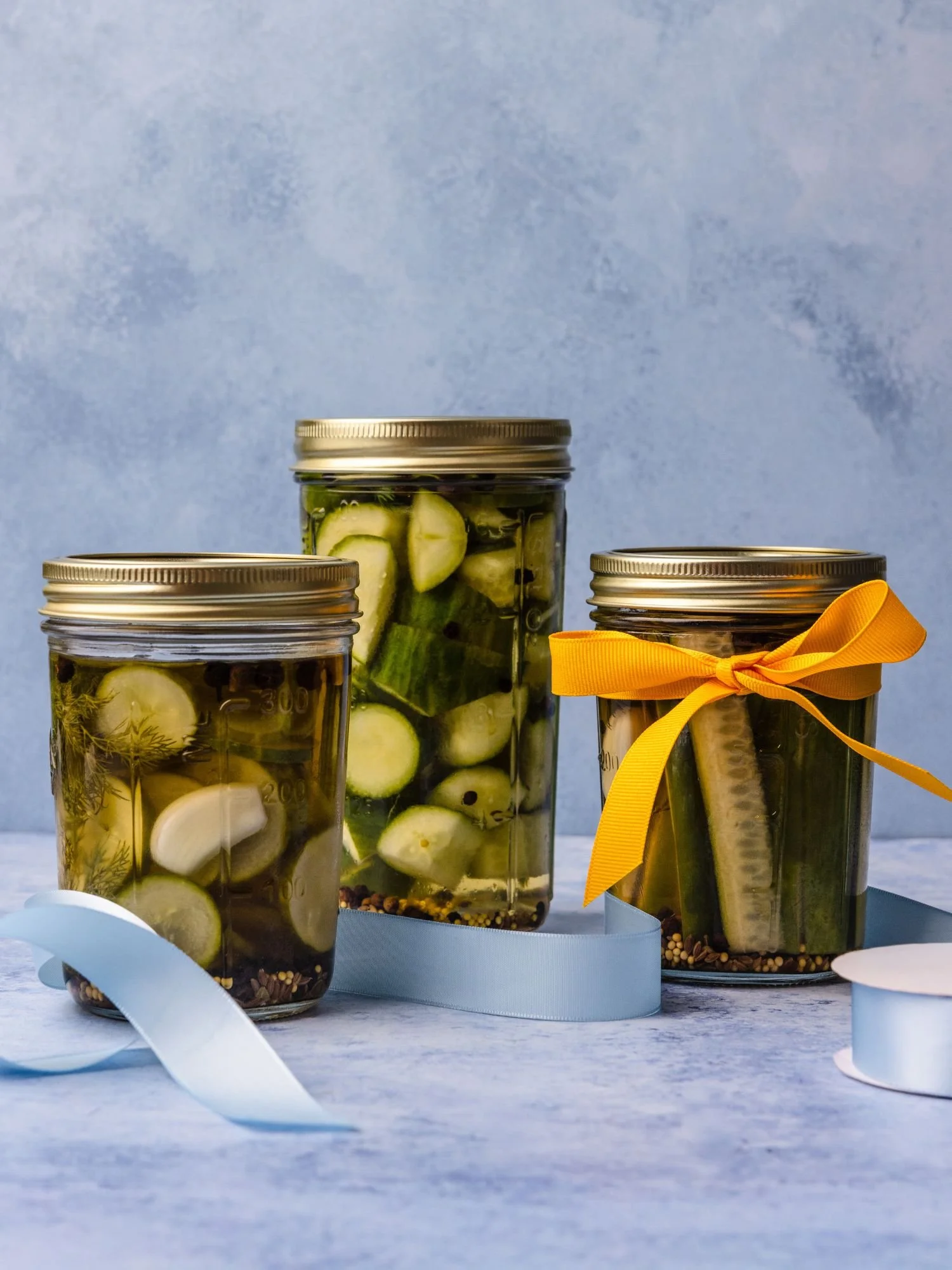 Cut pickles in jar using Murray River Salt